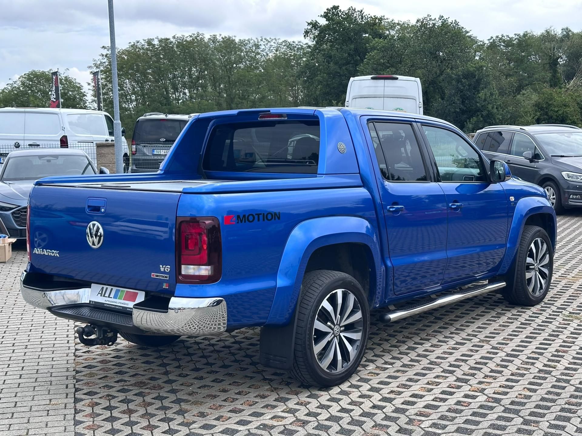 Volkswagen Amarok, V6 3.0 TDI 190kW Aventura - fotka 2