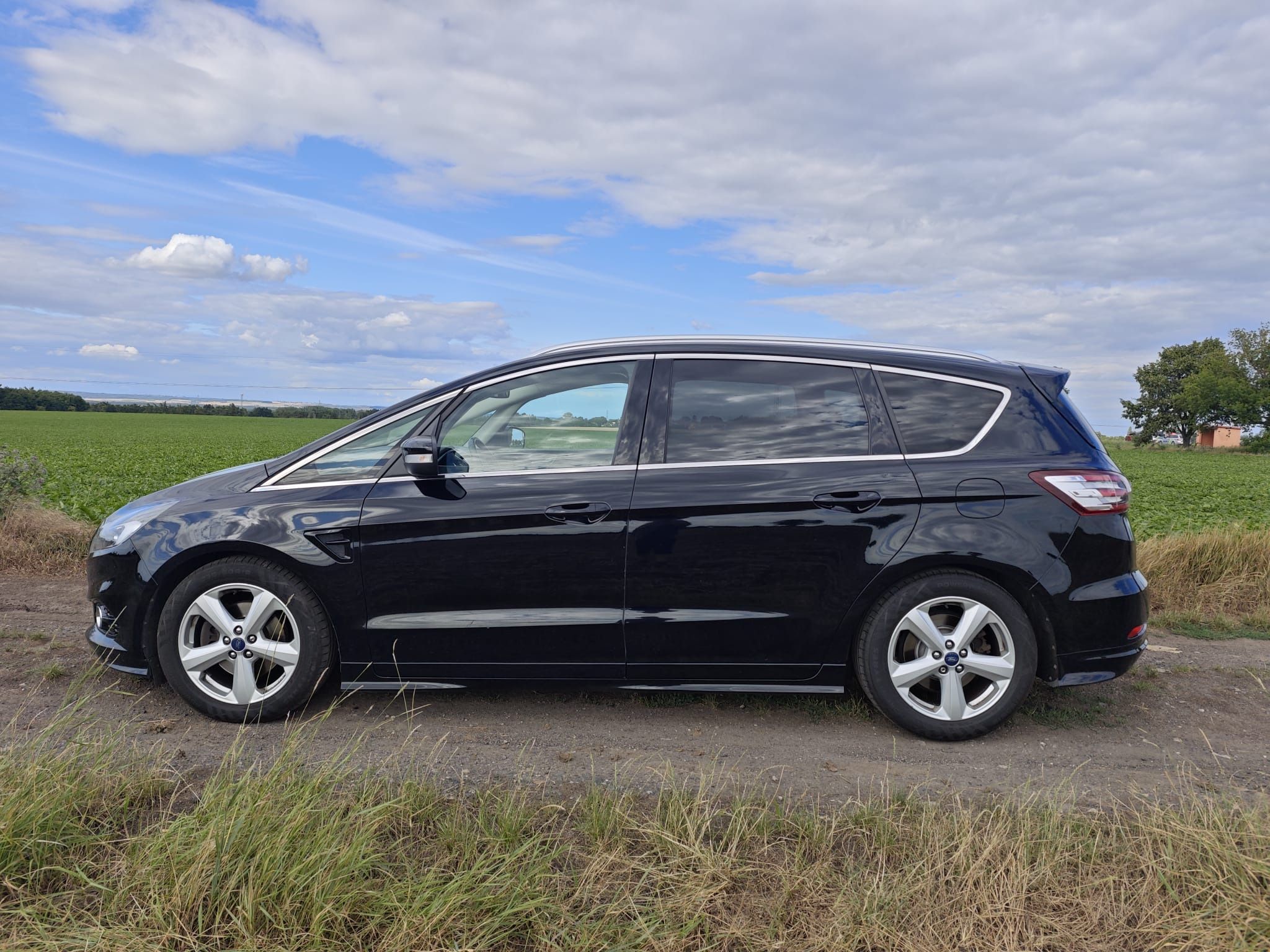 Ford S-MAX, Ford S-Max ST-Line 2.0 4x4 - fotka 4