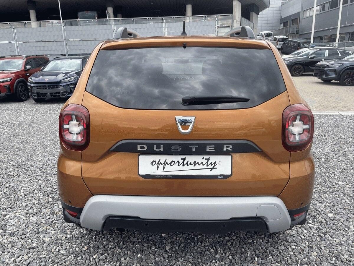 Dacia Duster, 1.6 SCe,4x4,1.Maj,ČR - fotka 4