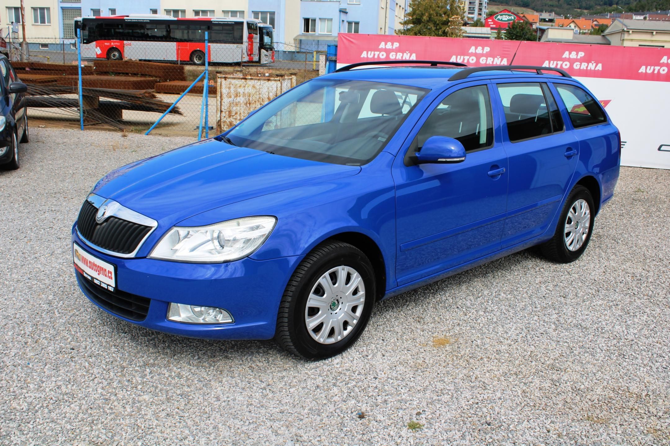 Škoda Octavia, 1.6 MPI KLIMA EL.OKNA TEMPOMAT - fotka 3