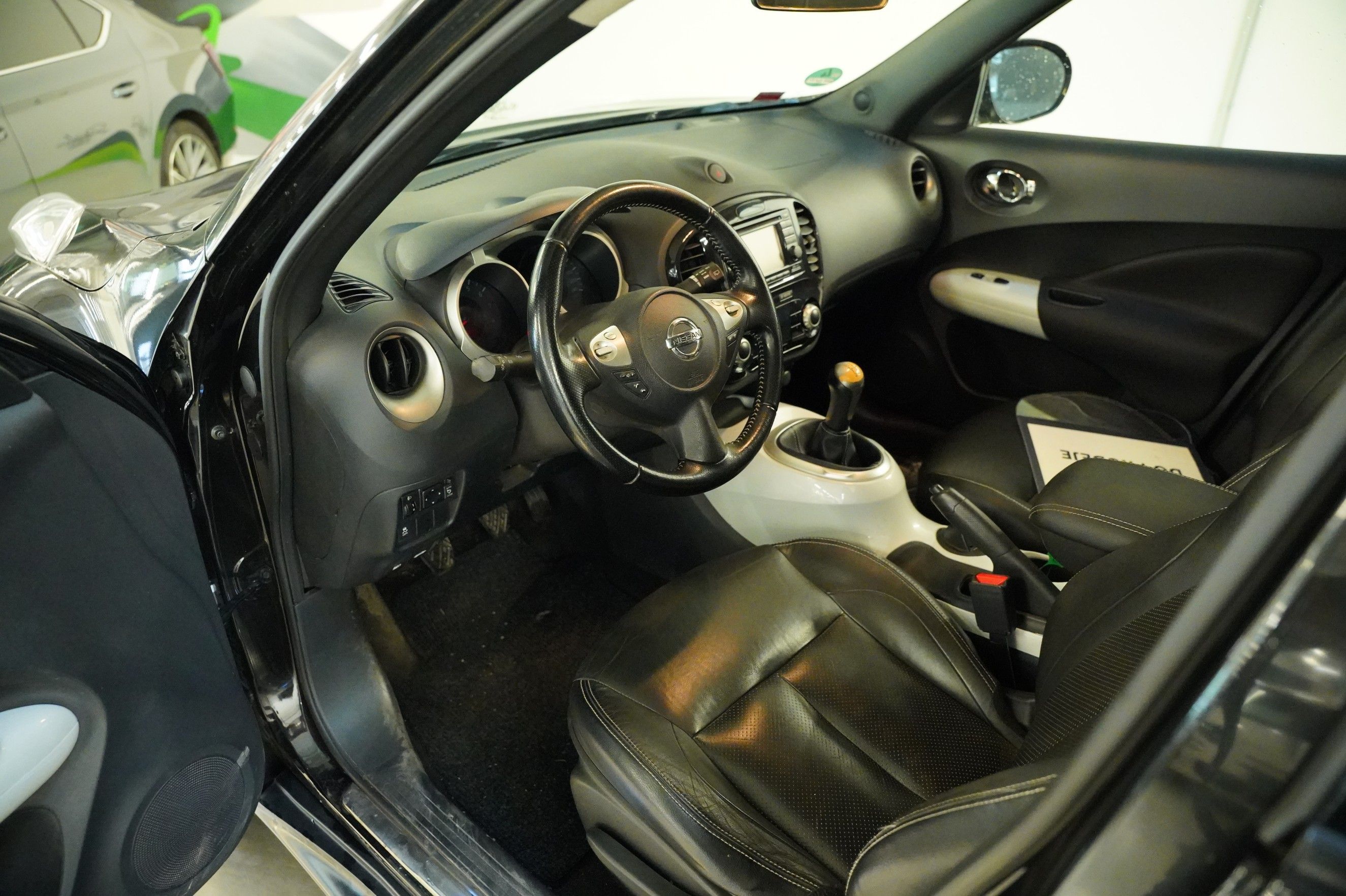 Nissan Juke, 1.6 i 86 kW Ministry of Sound - fotka 6