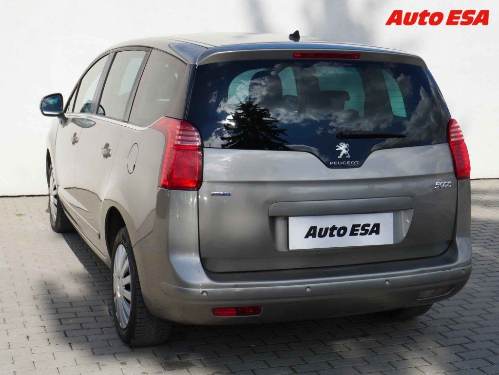 Peugeot 5008, 1.6HDI,2.maj,ČR - fotka 6