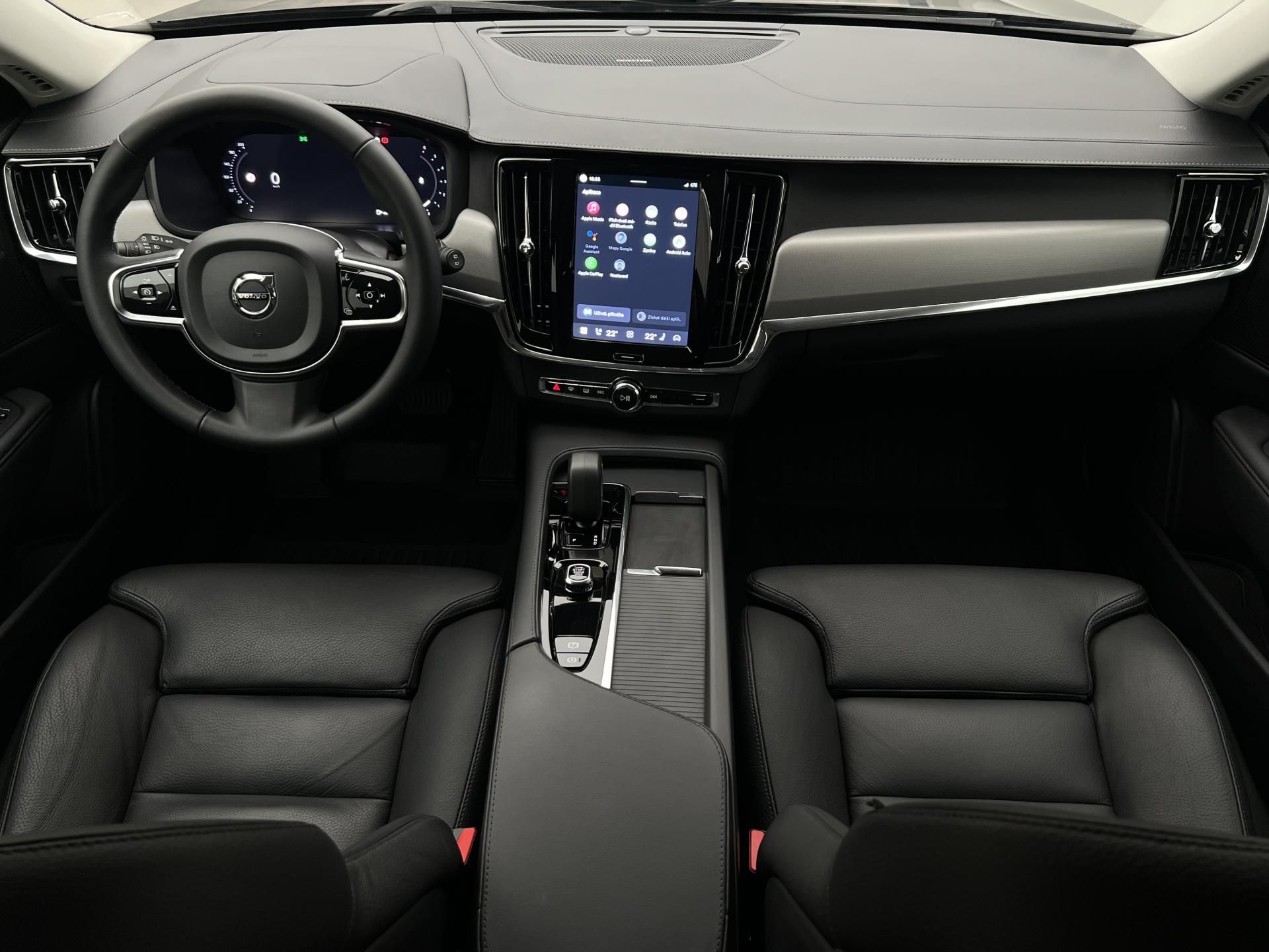 Volvo V90, CC B4 AWD BRIGHT PLUS AUT CZ - fotka 2