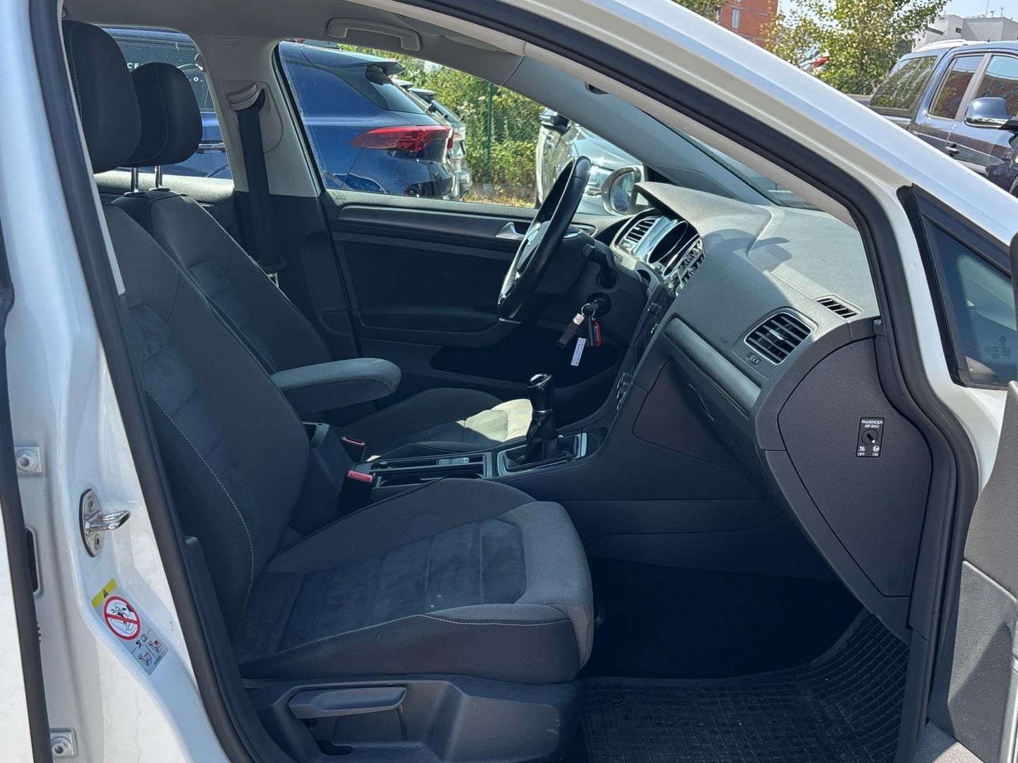 Volkswagen Golf, 1.0 TSI / 85 kW - fotka 6