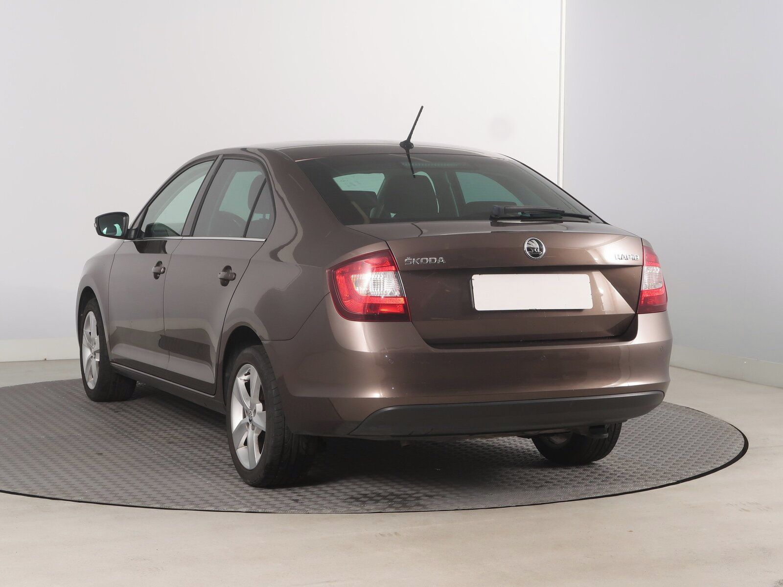 Škoda Rapid, 1.0 TSI, Style - fotka 4