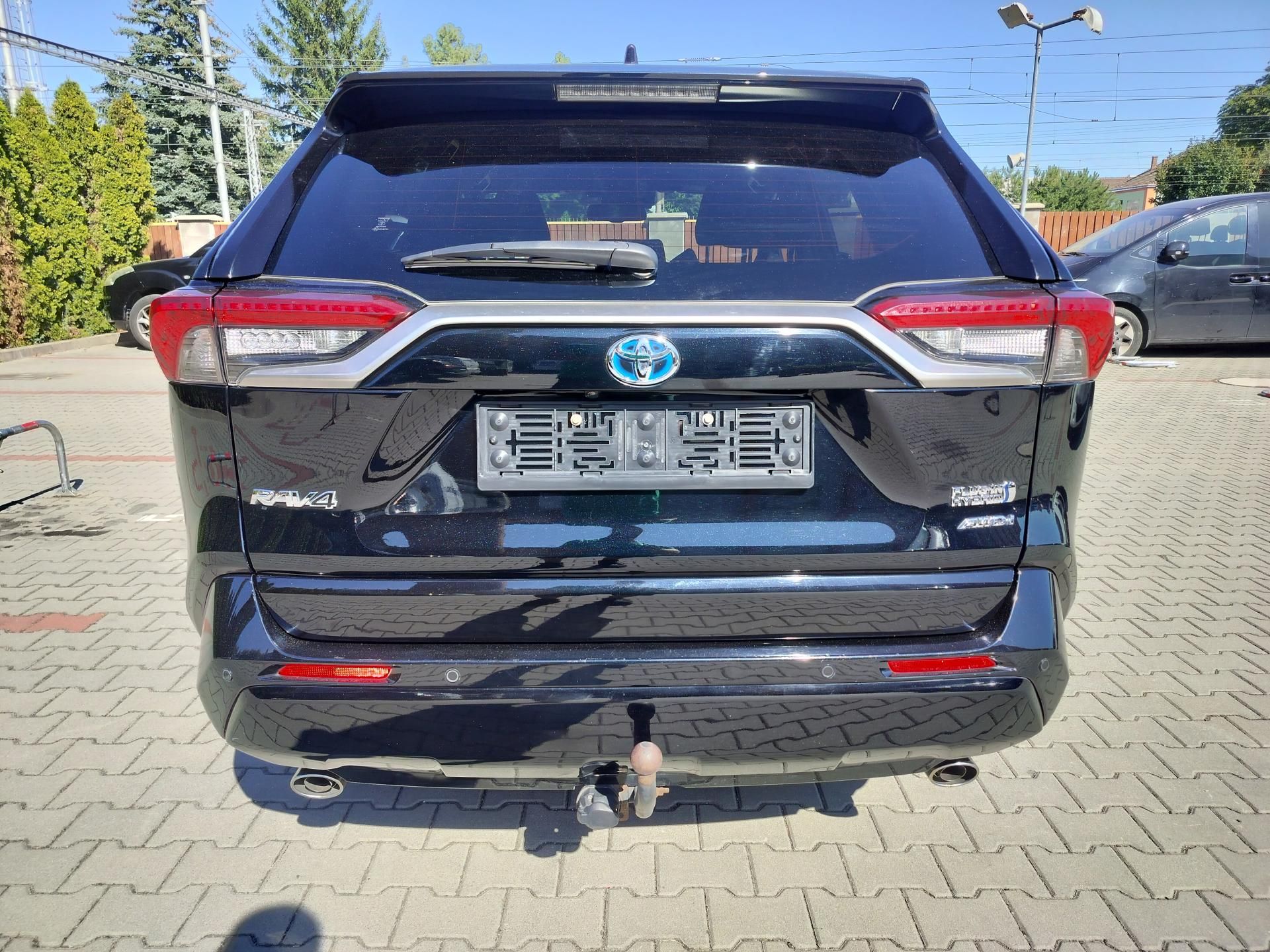 Toyota Rav4, 2.5 4x4, plug in hybrid - fotka 6