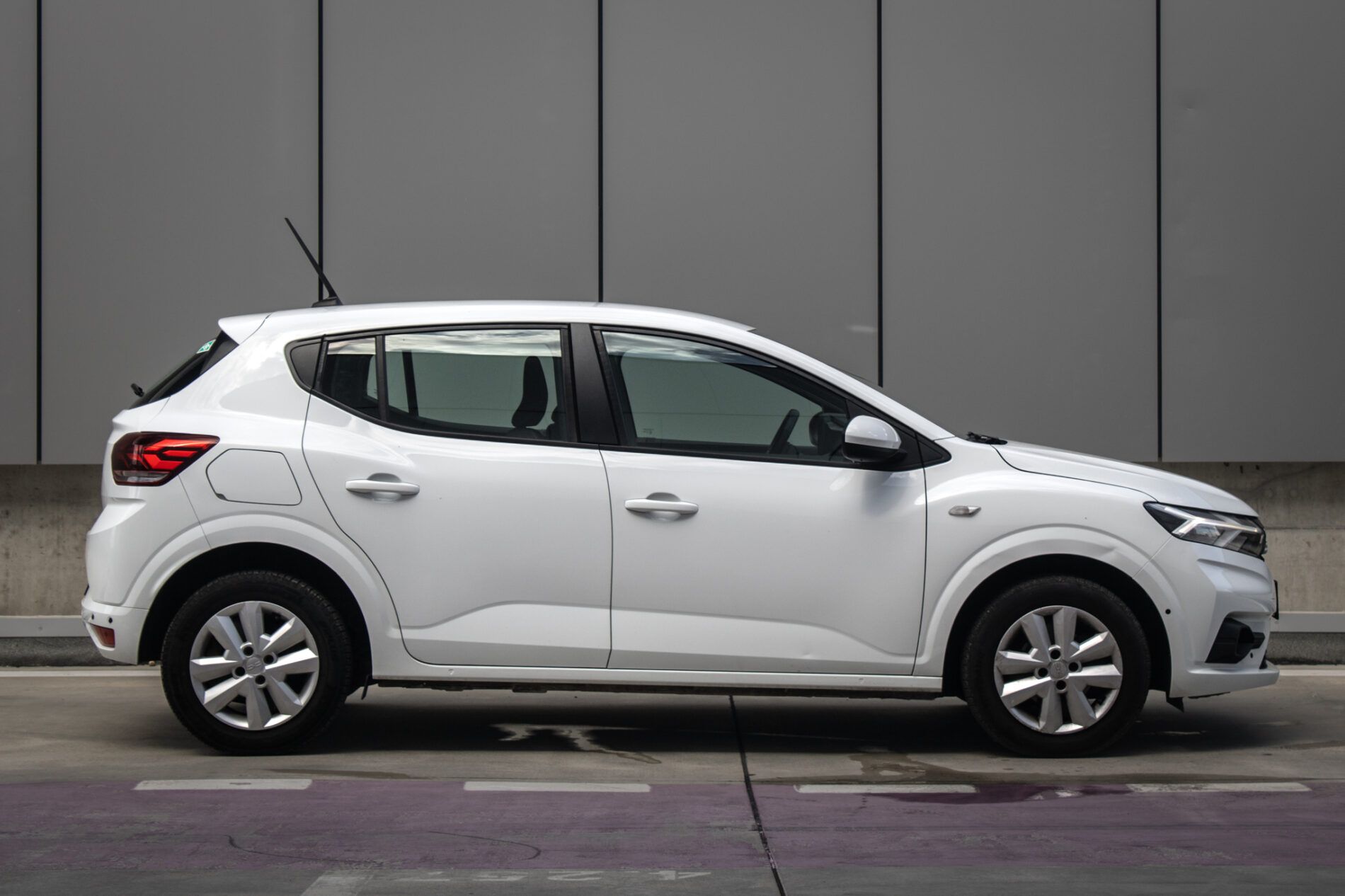Dacia Sandero - fotka 4