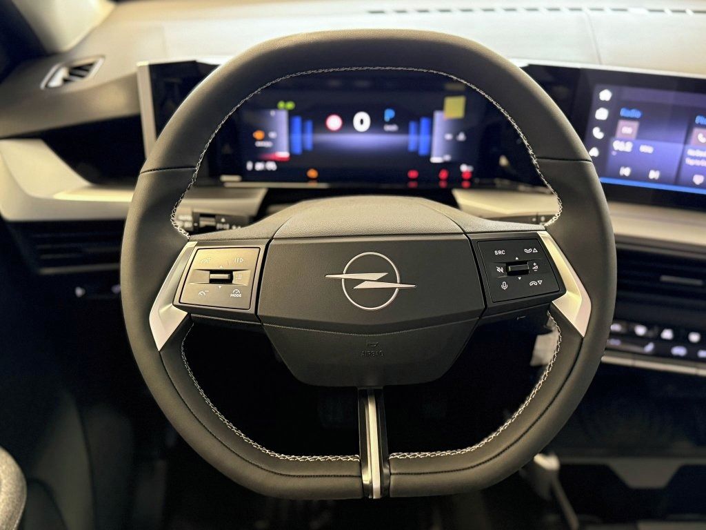 Opel Frontera, Edition Hybrid 81 kW eDCT6 - fotka 6