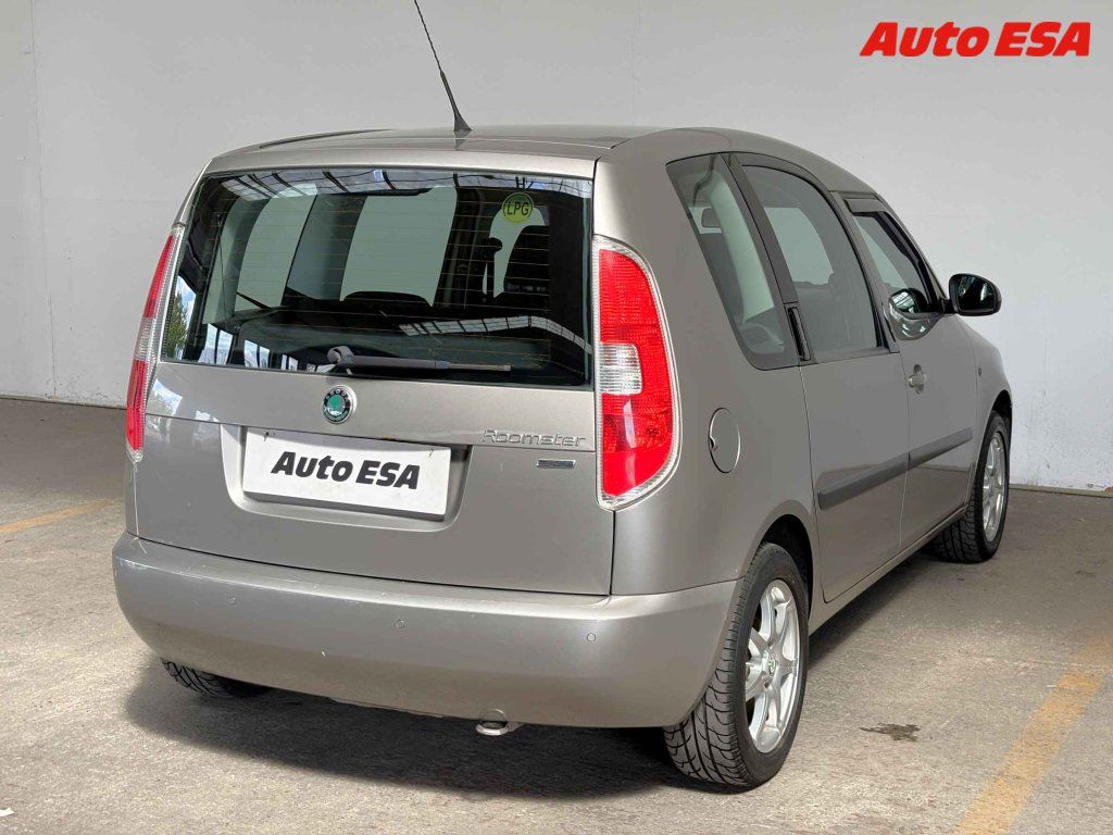 Škoda Roomster, 1.2 - fotka 4