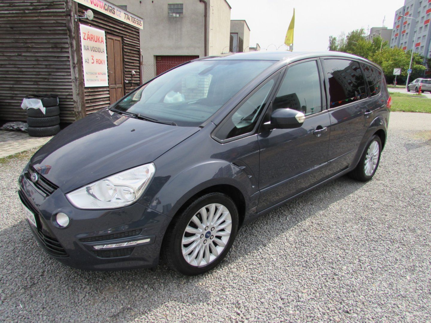 Ford S-MAX, 2.0 TDCi 120kW, 7 MÍSTNÉ - fotka 3