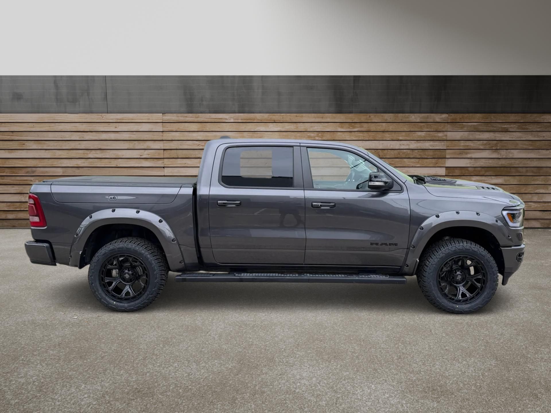Dodge Ram, +LARAMIE+VZDUCH+OFFROAD PAKET+ - fotka 2