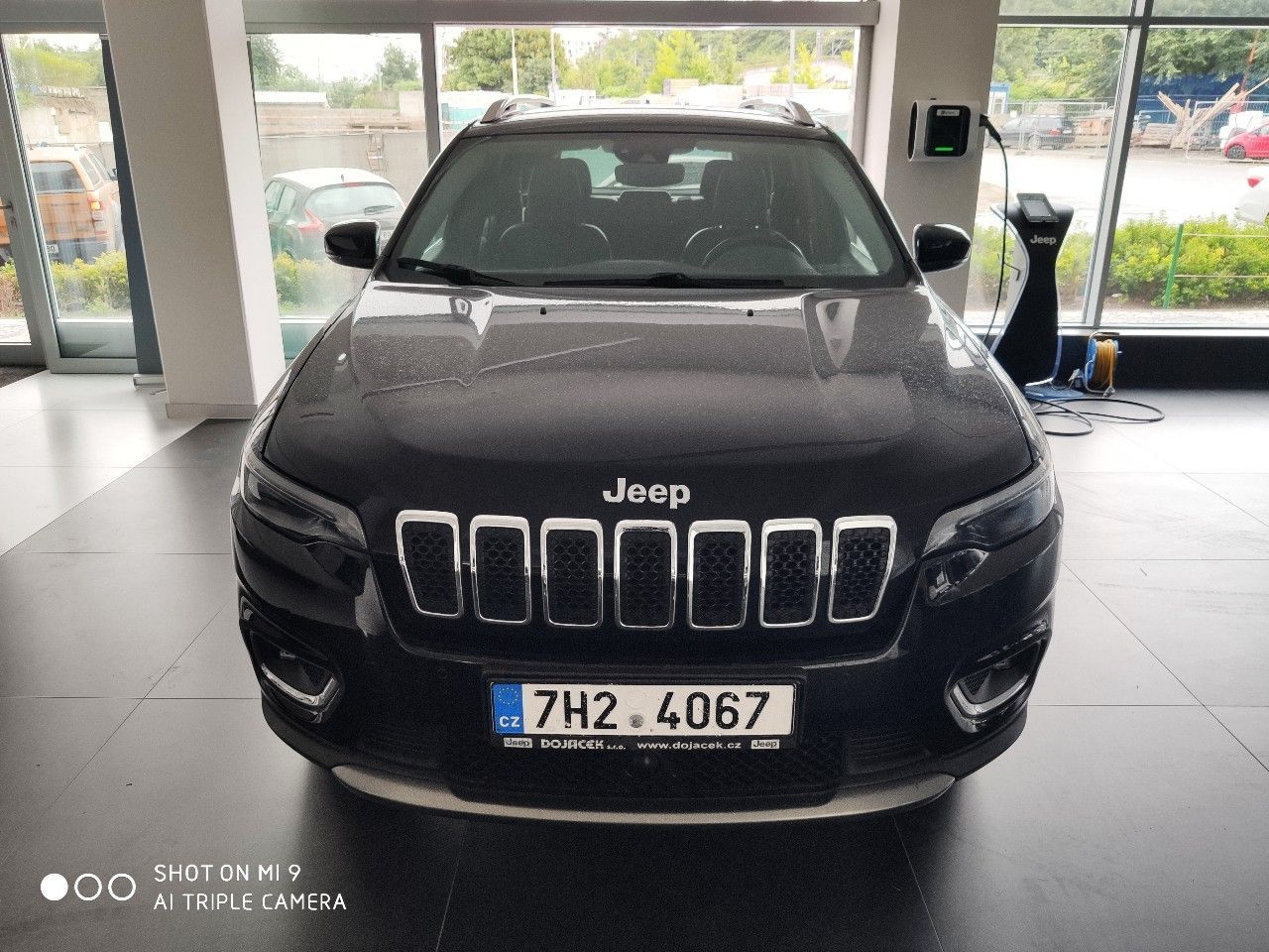 Jeep Cherokee - fotka 4