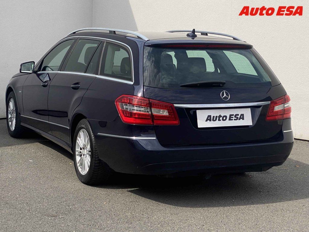 Mercedes-Benz Třídy E, 2.2 CDi E250,AT - fotka 6