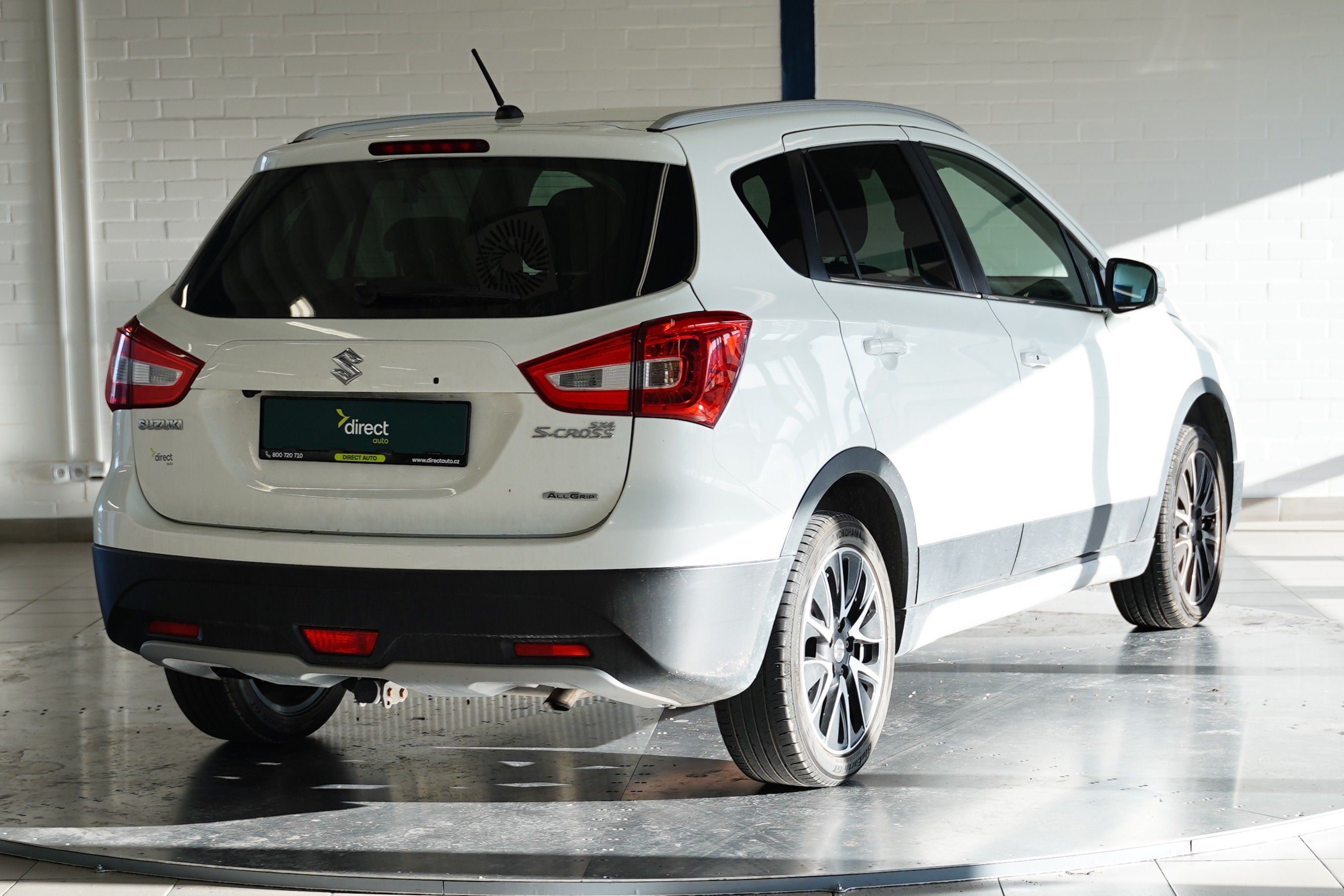 Suzuki SX4 S-Cross, 1.4 BoosterJet 103 kW 4X4 - fotka 2
