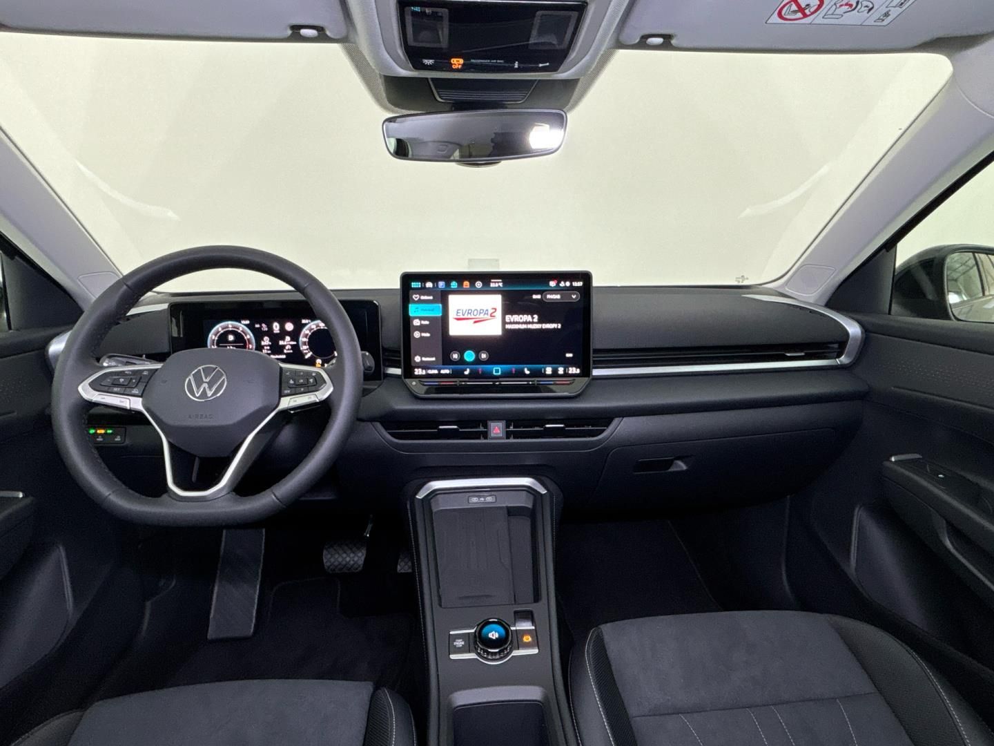Volkswagen T-Roc, 1.5 eTSi / 85 kW - fotka 5