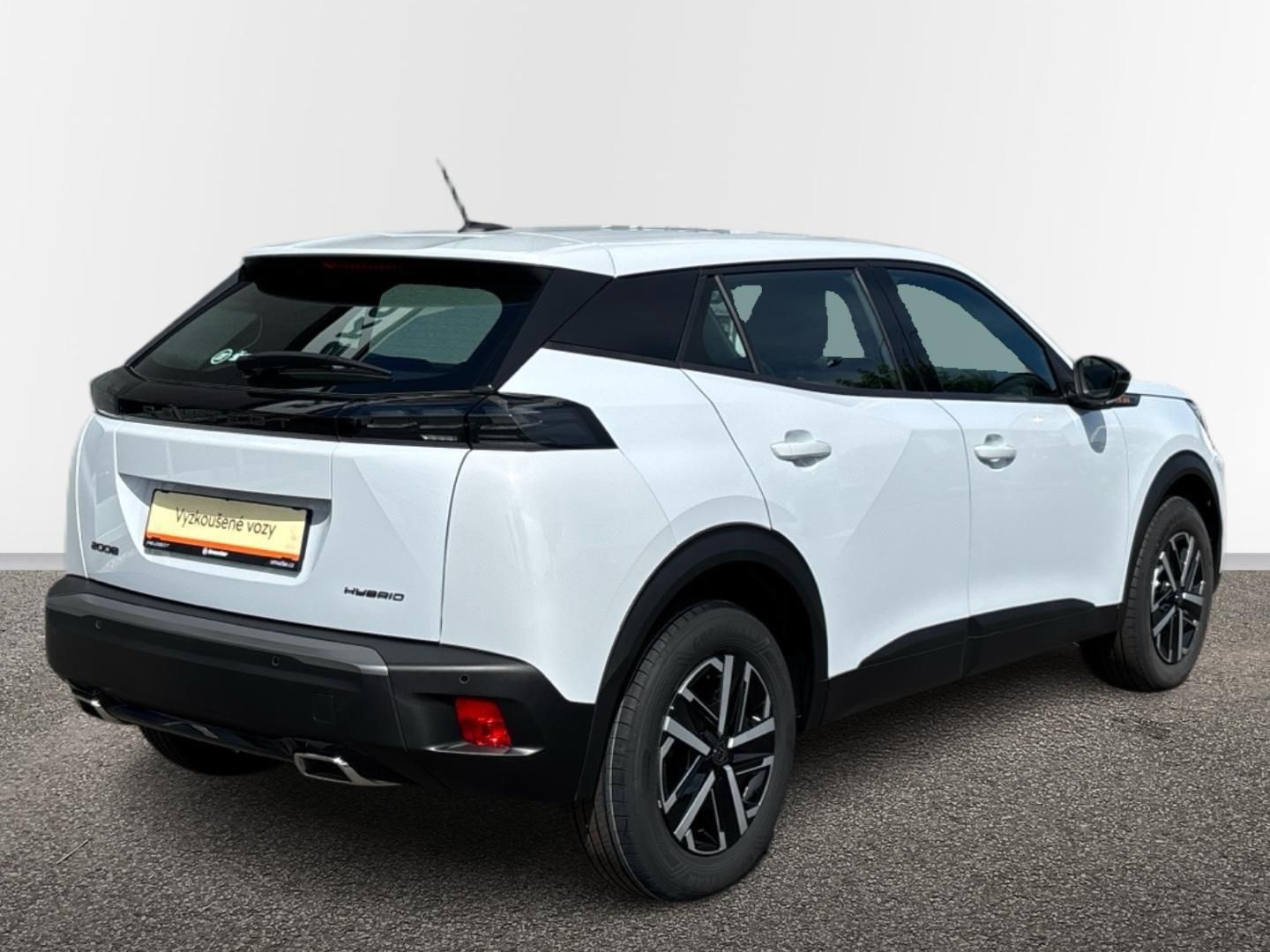 Peugeot 2008, 1.2 Hybrid / 100 kW STYLE - fotka 2