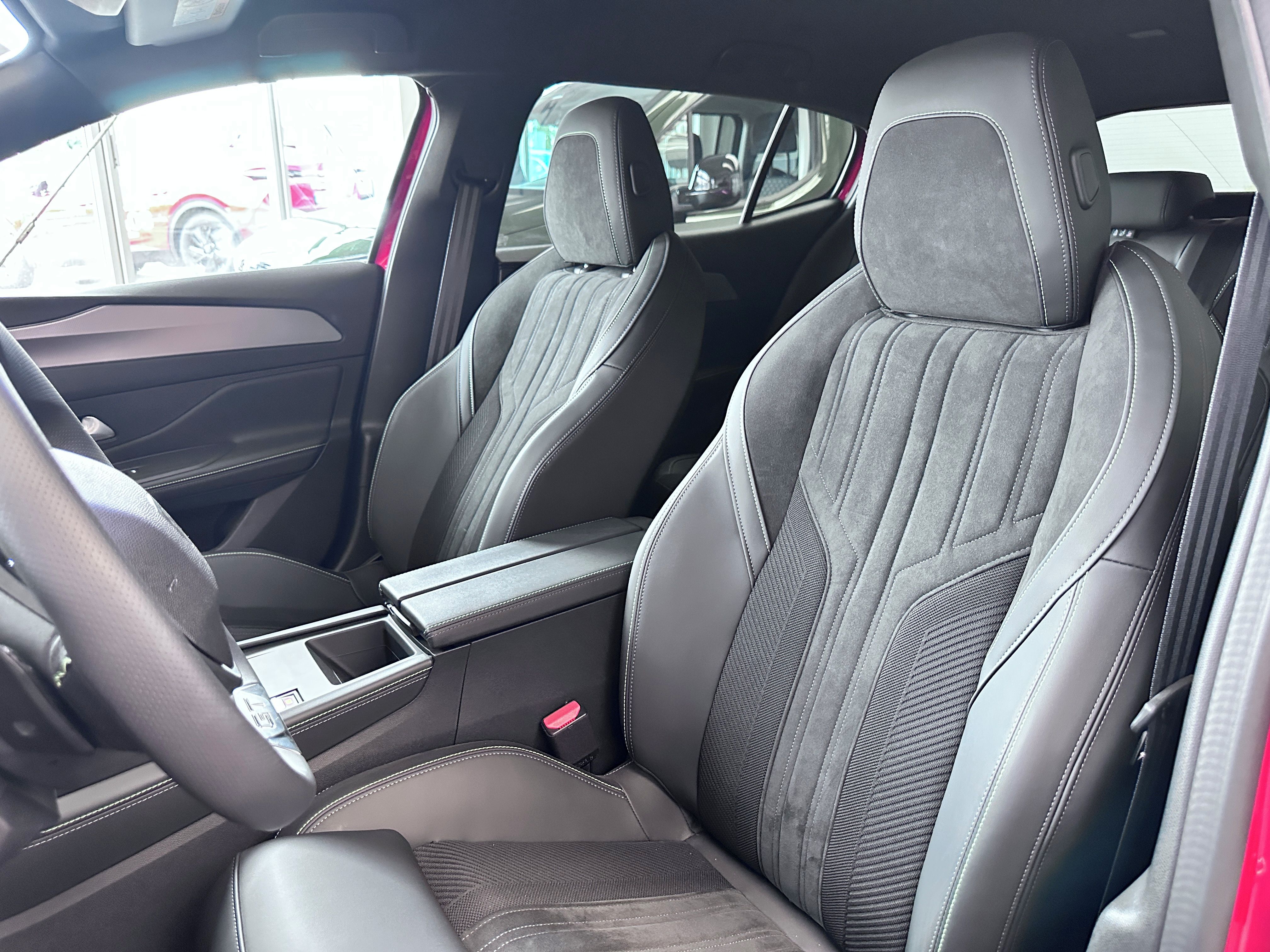 Peugeot 408, GT Hybrid 145 e-DCS6 - fotka 5