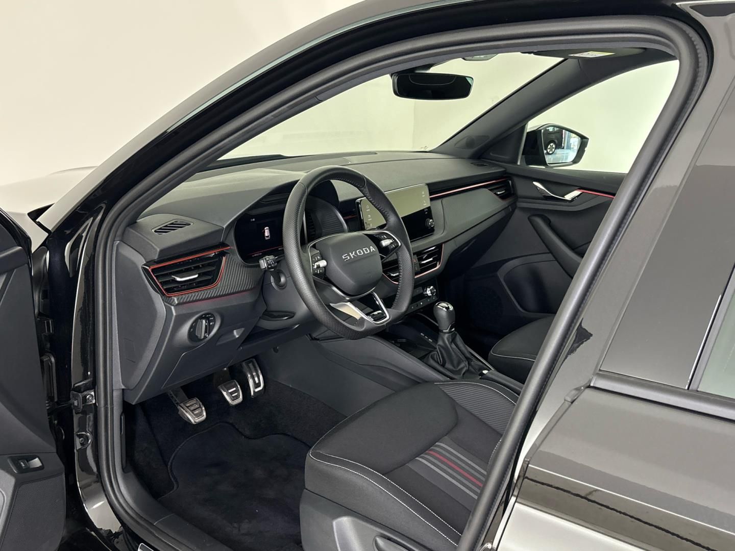 Škoda Kamiq, 1.5 TSI / 110 kW Monte Carlo - fotka 6