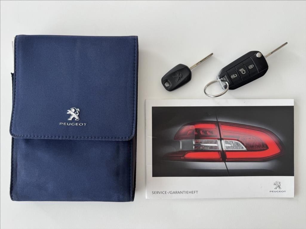Peugeot 208, 1,0 - fotka 3