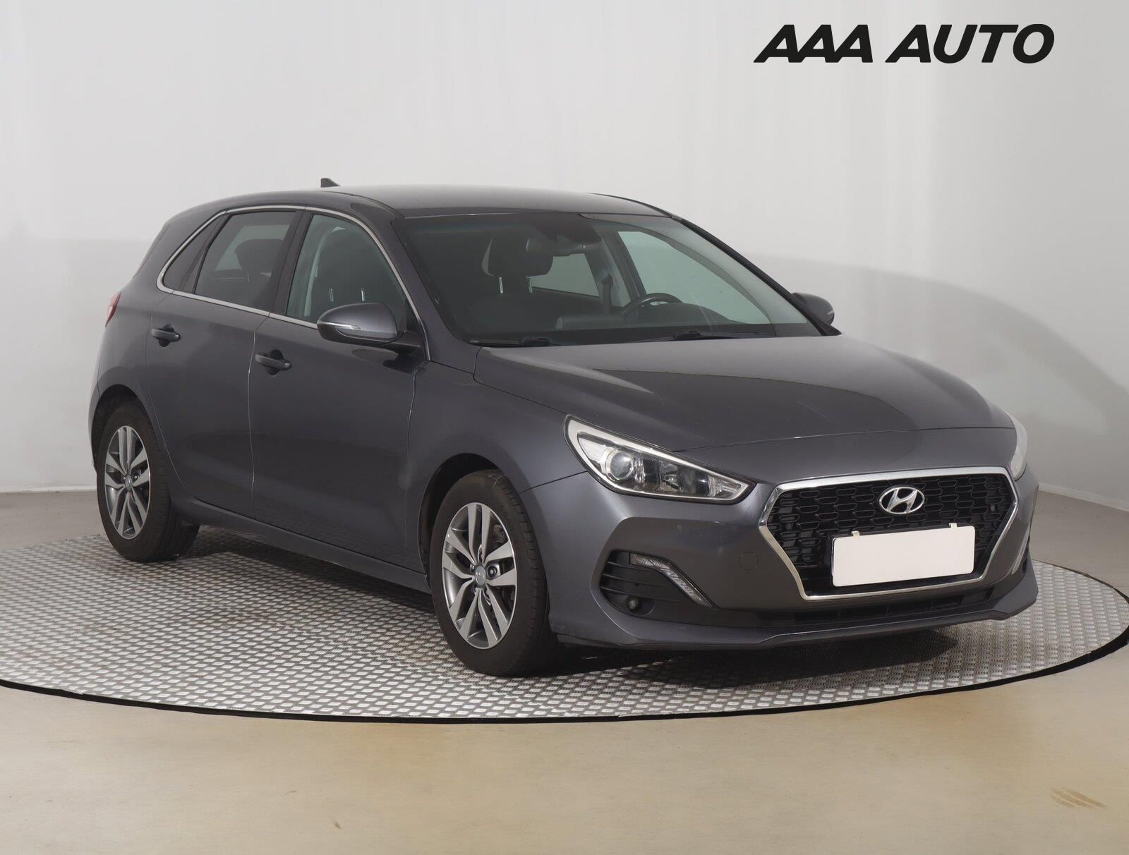 Hyundai i30, 1.4 T-GDI, Serv.kniha