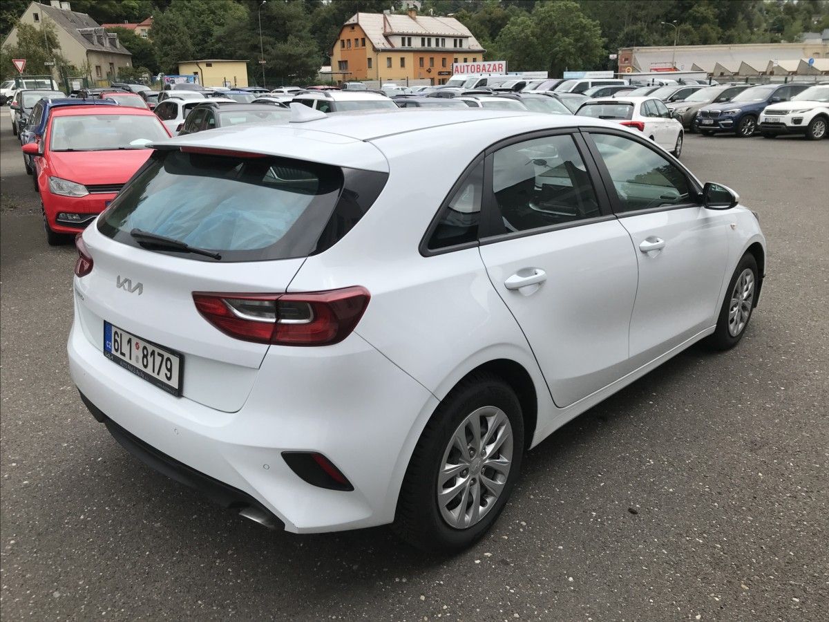 Kia Cee´d, 1,6 CRDi 100kW 5dv. AC - fotka 5