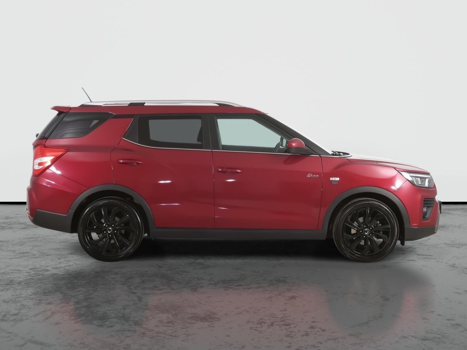SsangYong Tivoli, 1.5 T-GDI, Automat, Serv.kniha - fotka 6