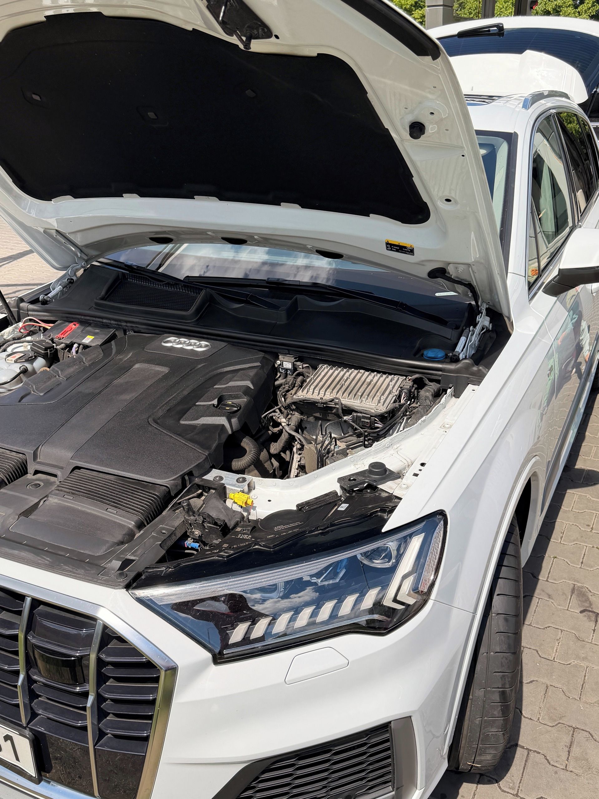 Audi Q7, 50 TDI quattro S line | 7 míst - fotka 4