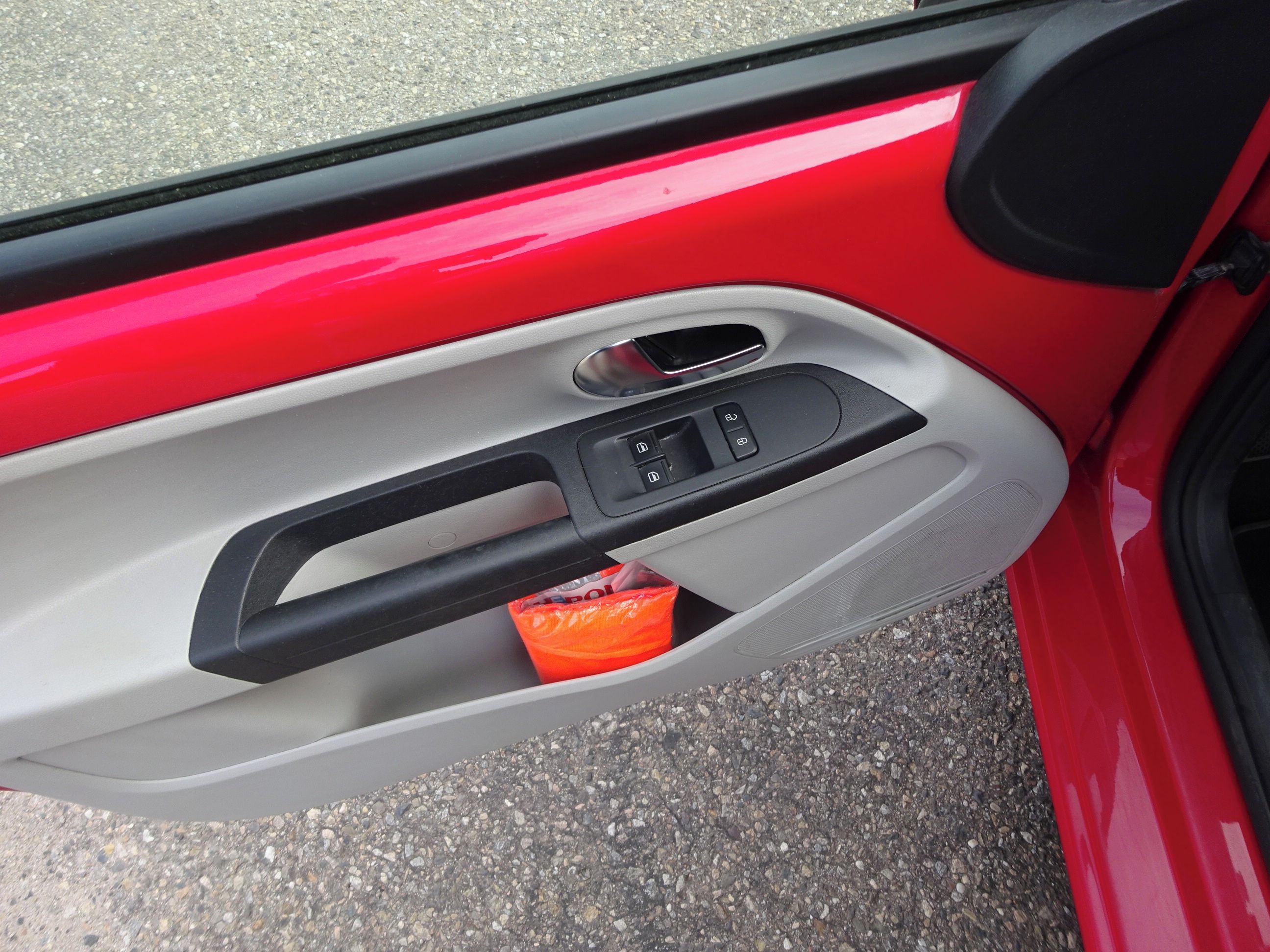 Seat Mii, 1.0 MPI (44 KW) SERVISKA - fotka 6