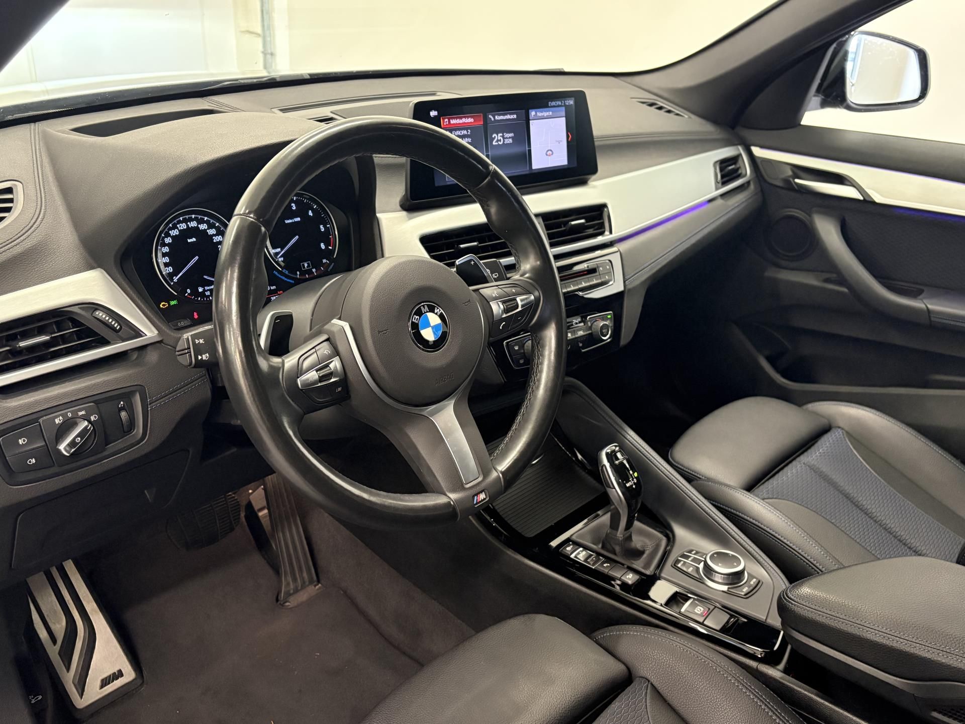 BMW X1, X1 20d xDrive, Mpaket - fotka 6