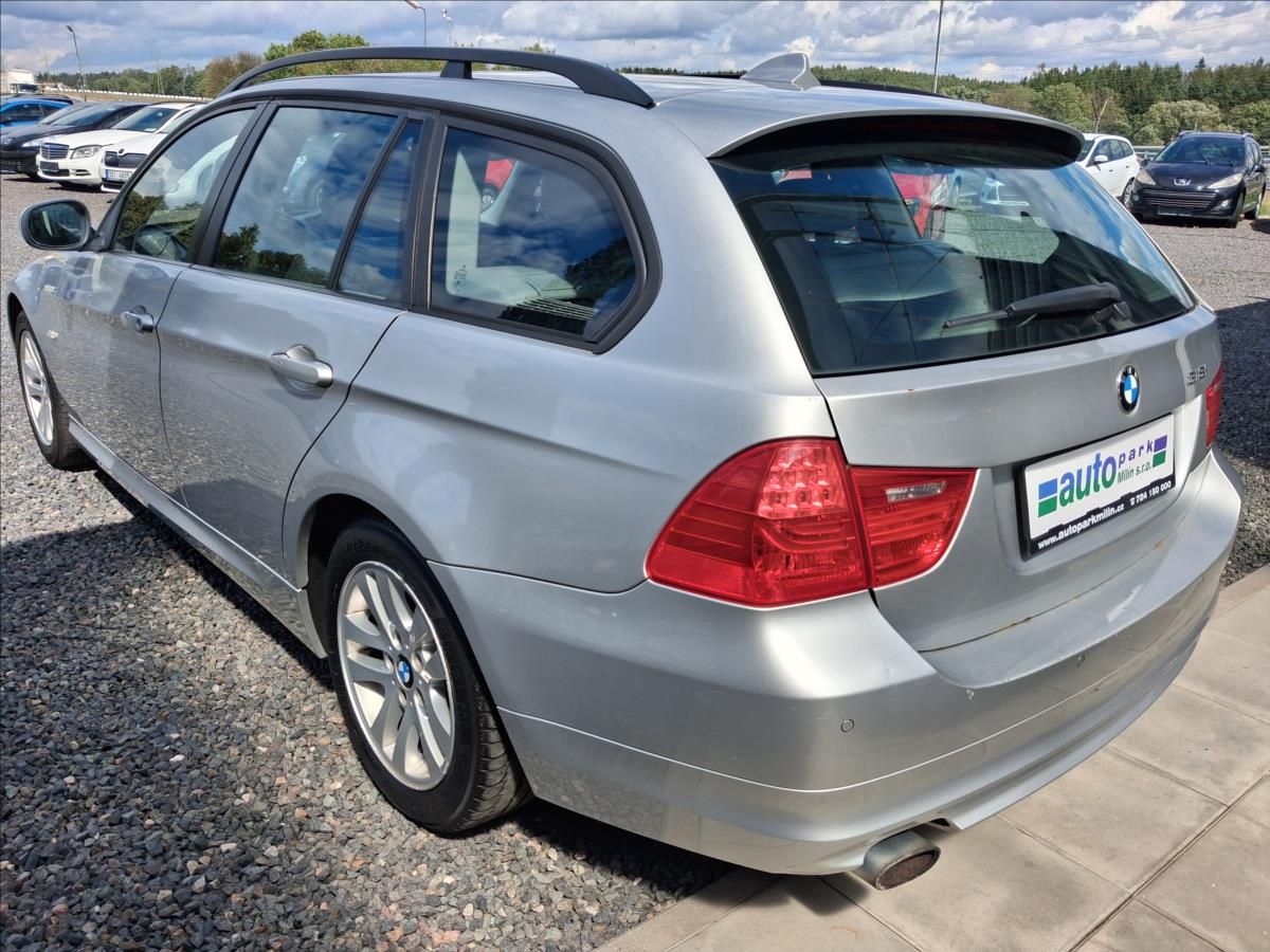 BMW Řada 3, 2,0 - fotka 5