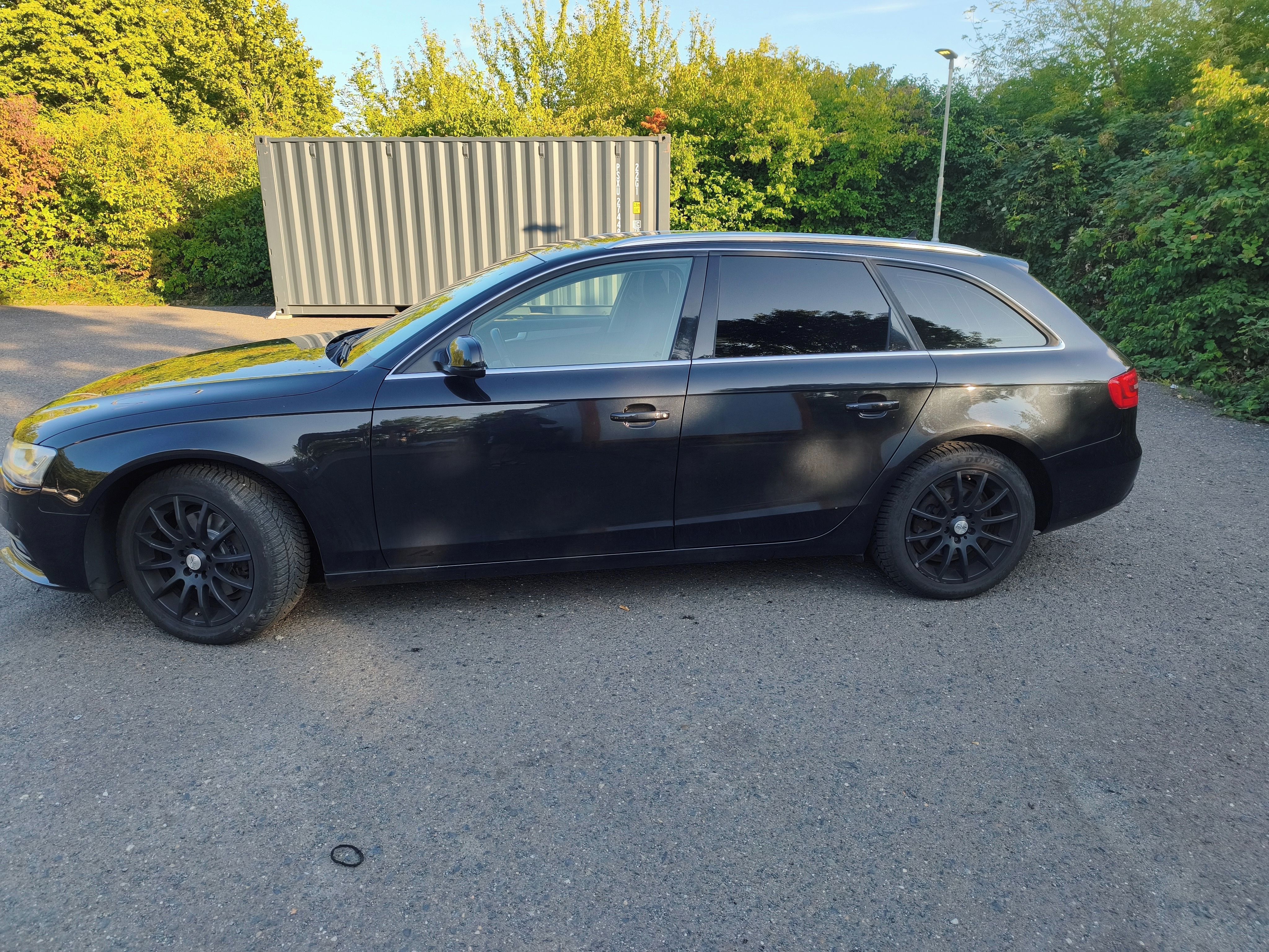 Audi A4 Avant, 2.0 tdi 110 kw - fotka 4