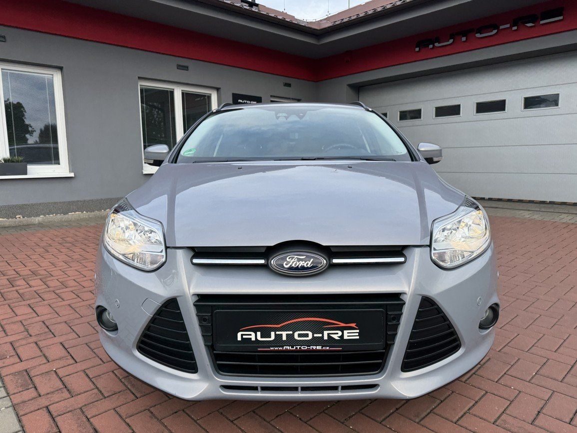 Ford Focus, 1.6Ti-VCT Klima Parkování - fotka 5
