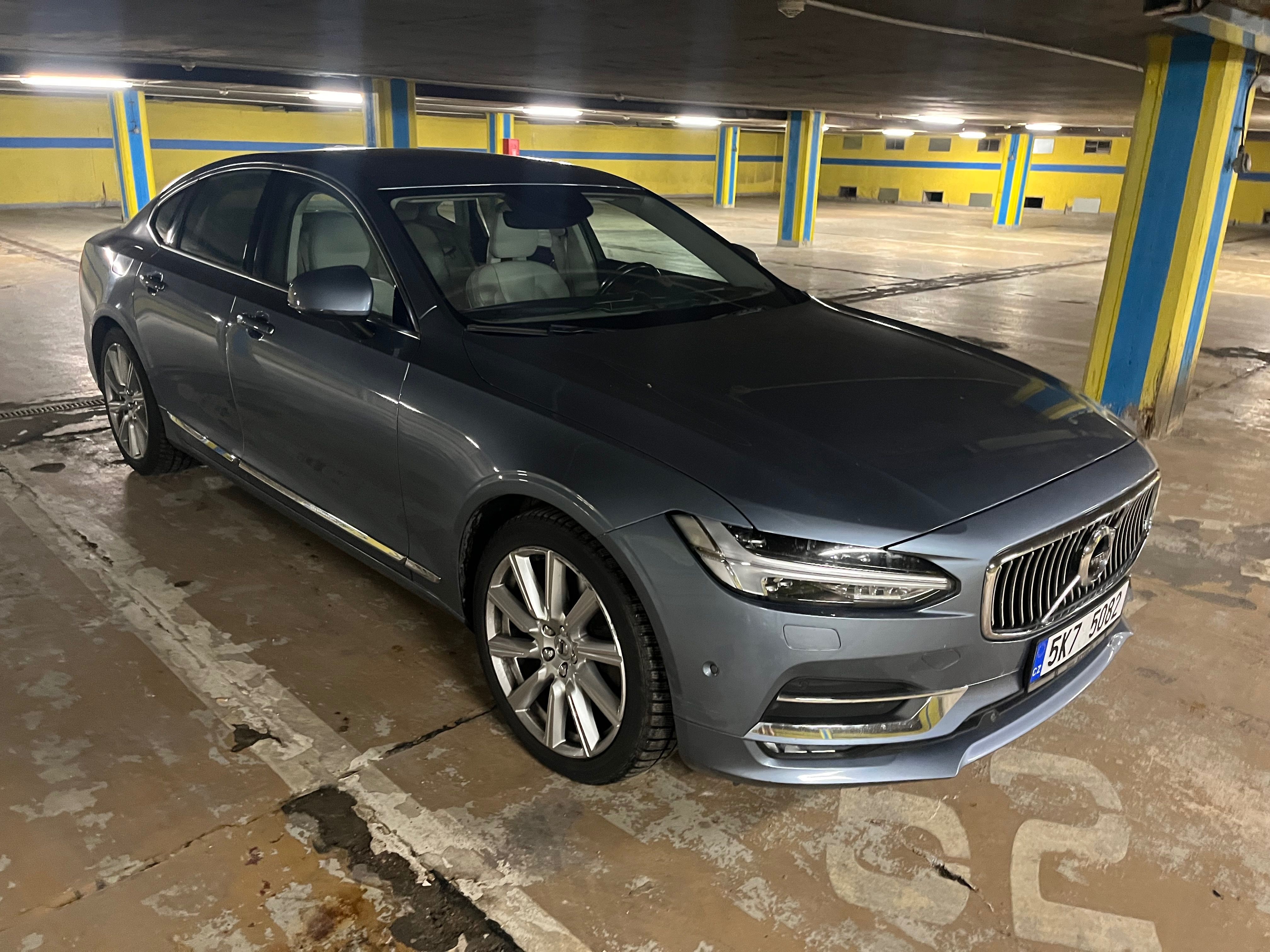 Volvo S90
