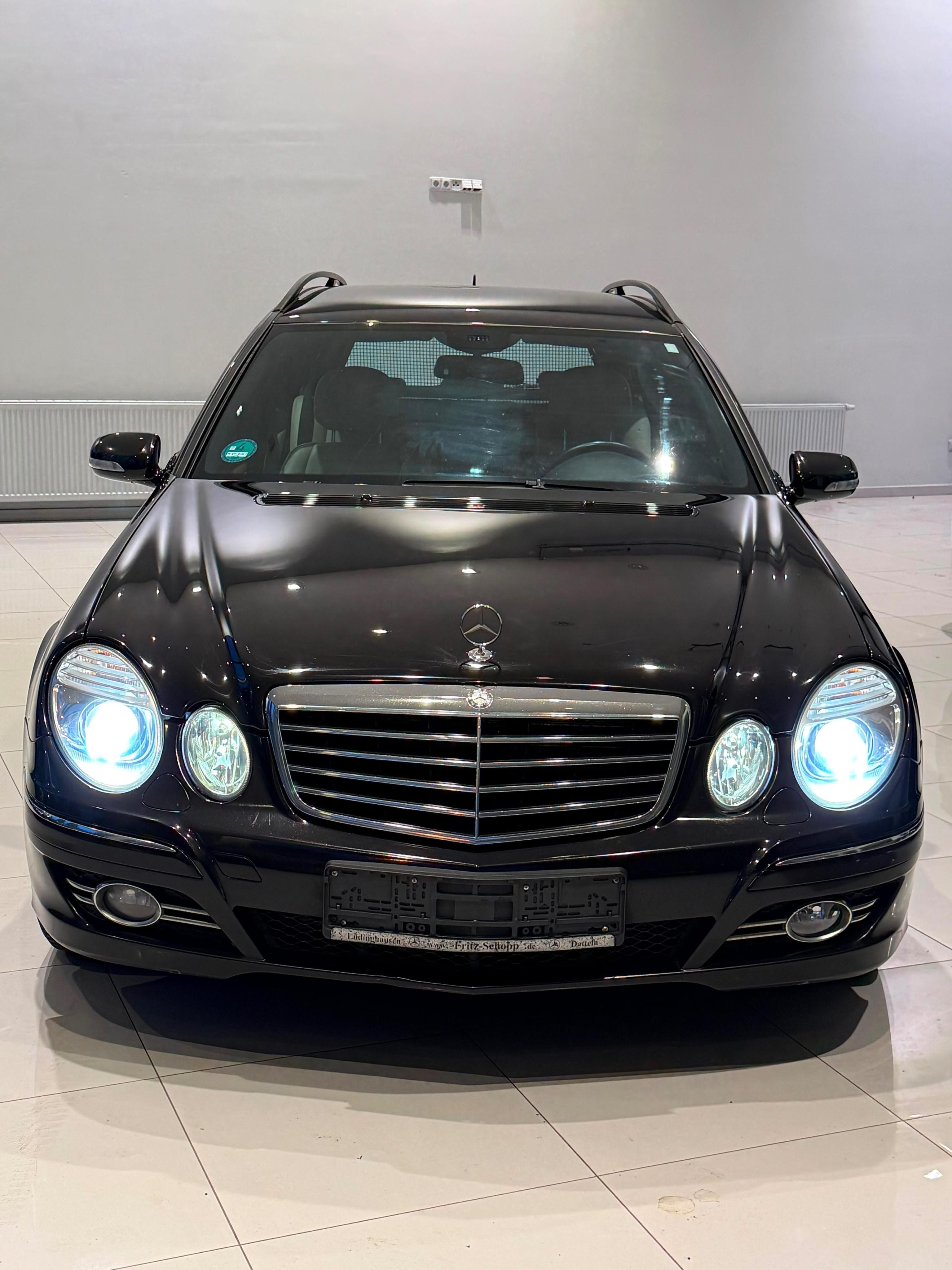 Mercedes-Benz Třídy E, T-Modell 3.0 CDI AUTOMAT SERV - fotka 2