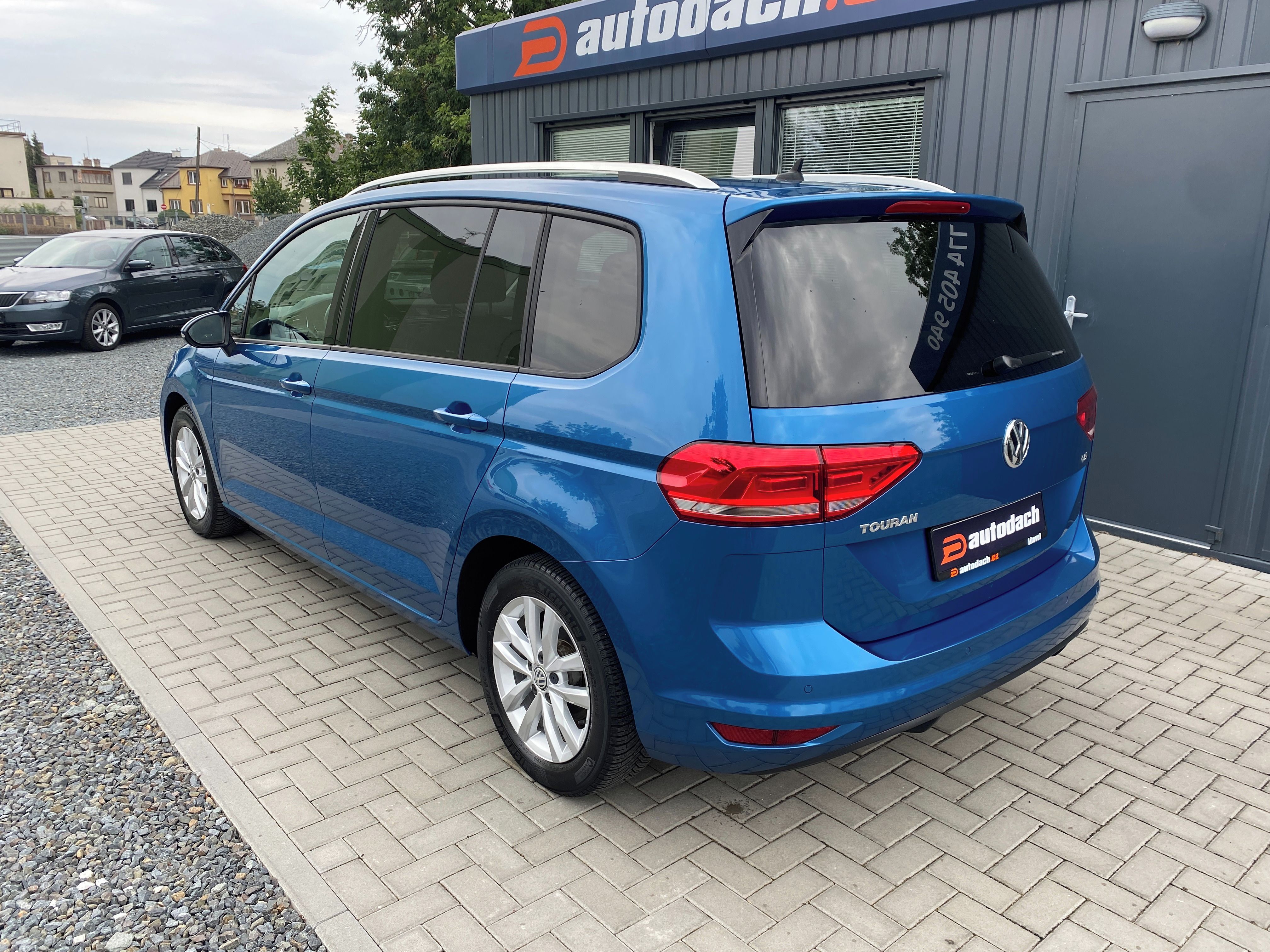 Volkswagen Touran, 1.2 TSI81kW-1xMAJ.-NAVI-KAMERA - fotka 3
