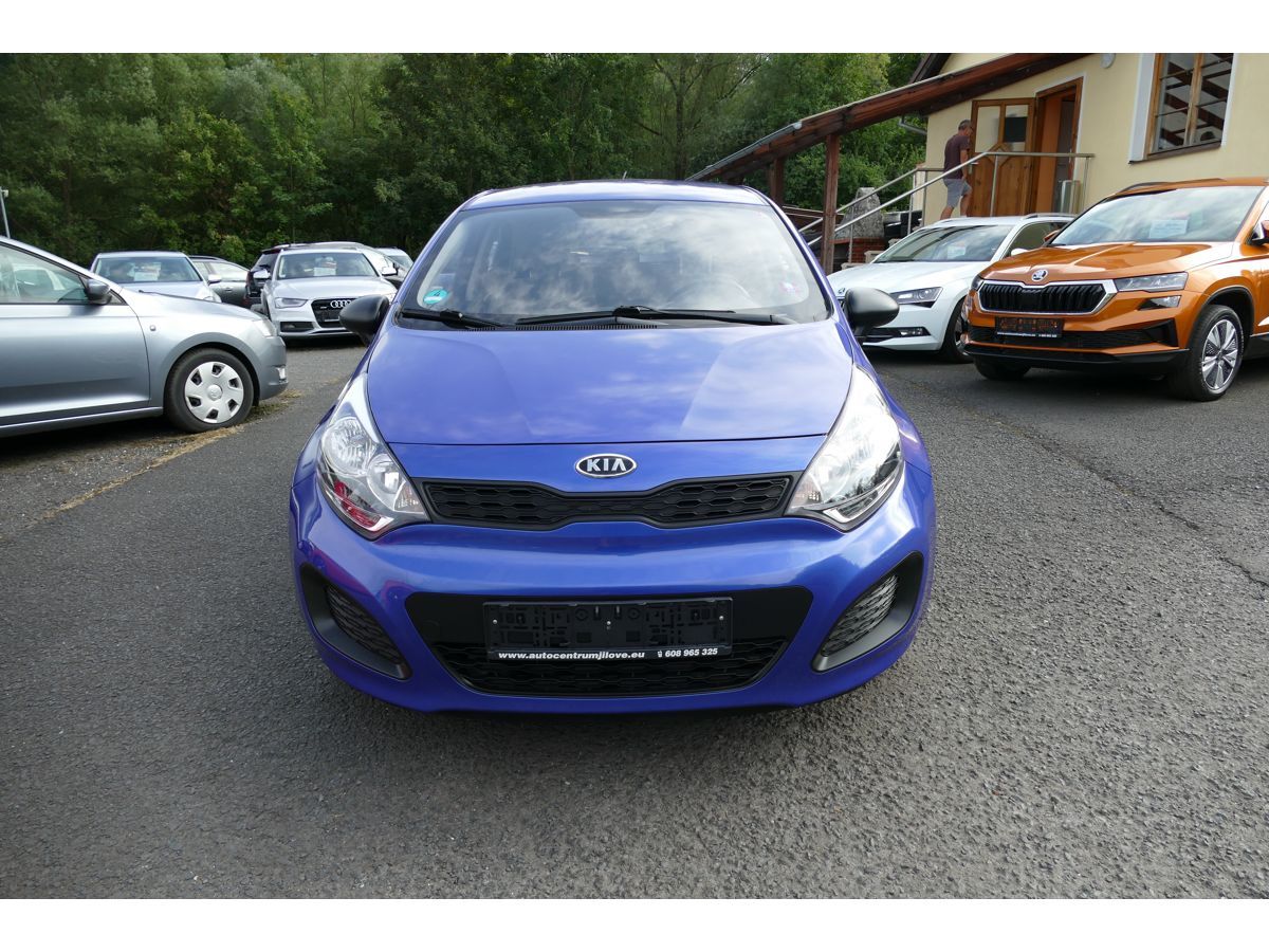Kia Rio, 1,3 63KW KLIMA - fotka 3