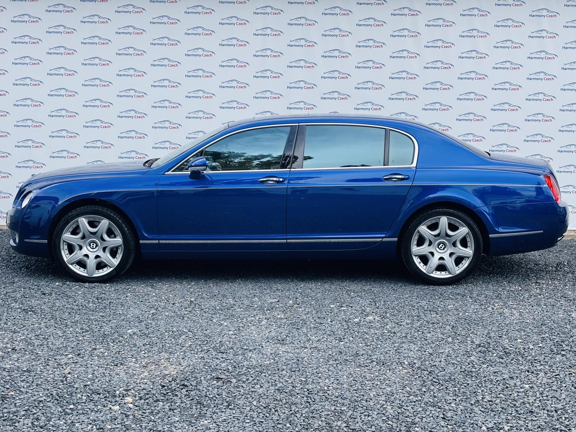 Bentley Continental Flying Spur, 6.0L W12, 412kW, ČR - fotka 5