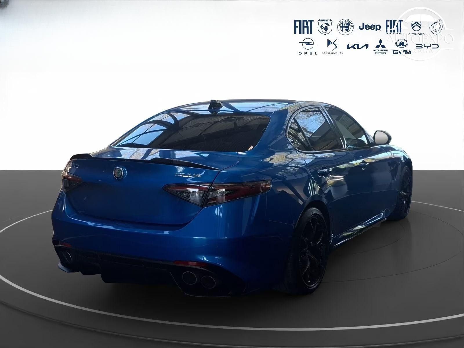 Alfa Romeo Giulia, Quadrifoglio 2.9 V6 Bi-Turbo* - fotka 4