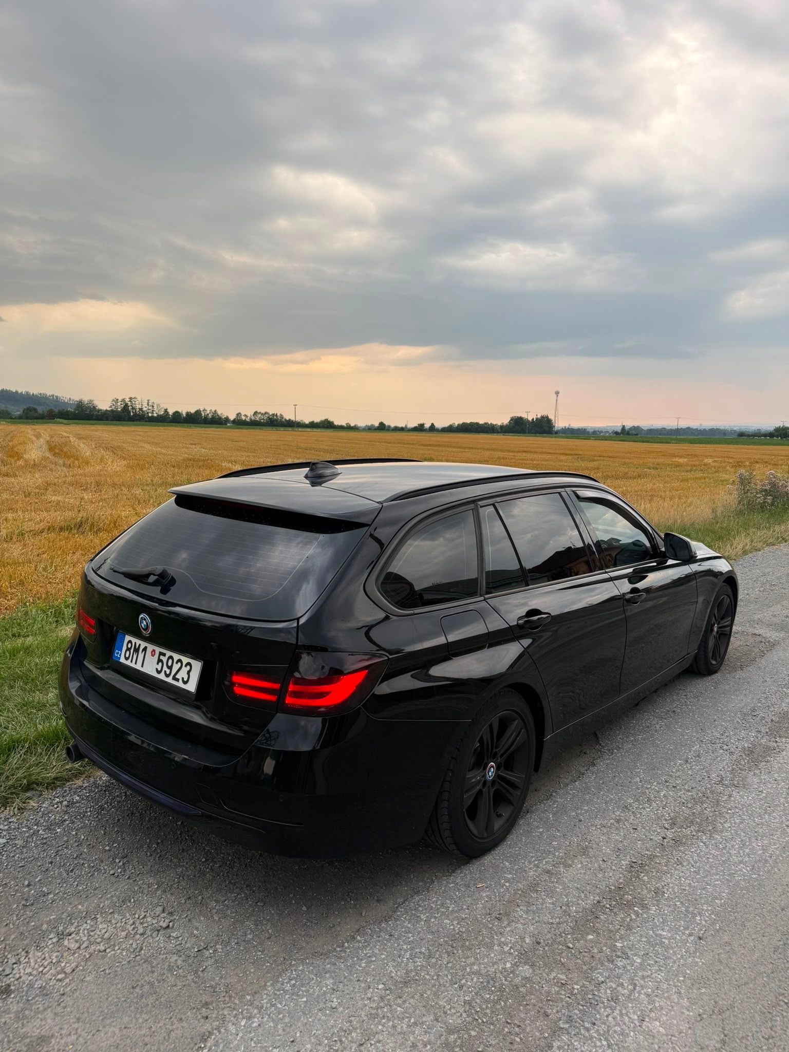 BMW Řada 3, 320d - fotka 3