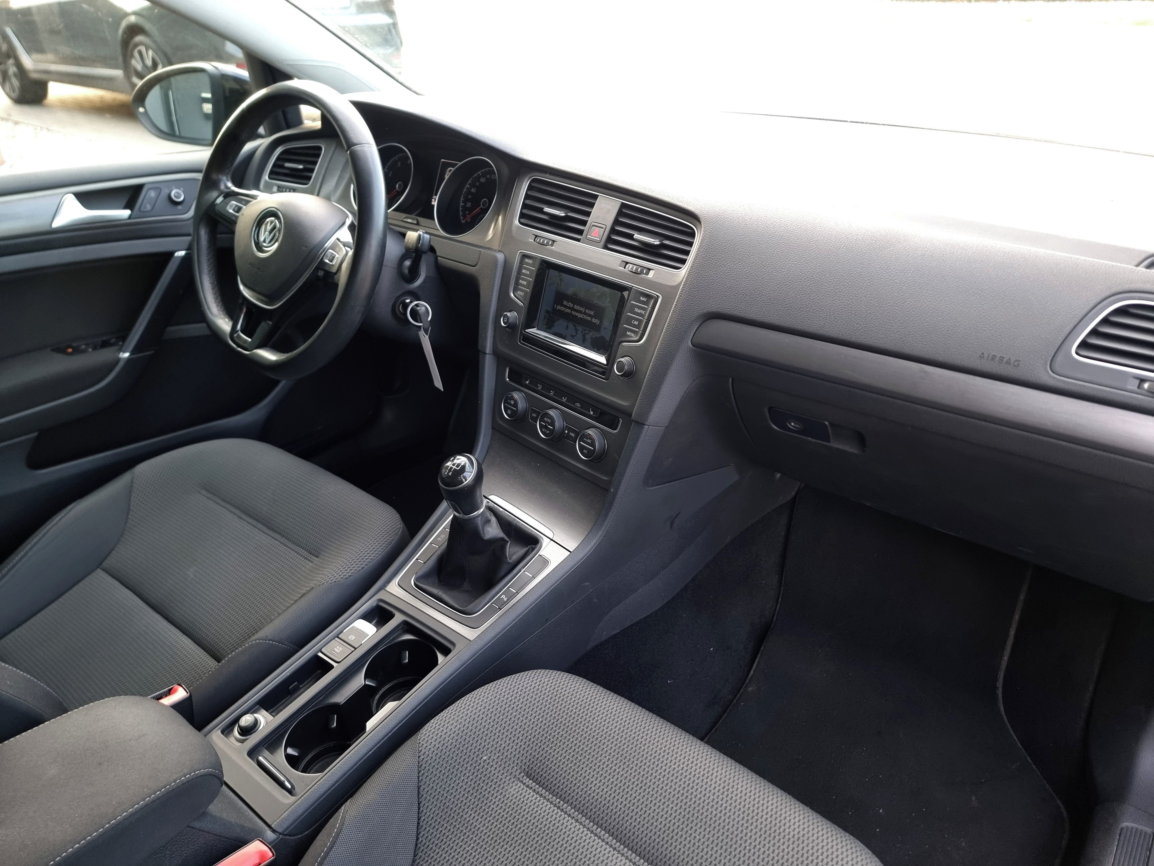 Volkswagen Golf, 1.2TSI | NOVÁ STK | 2013 - fotka 2