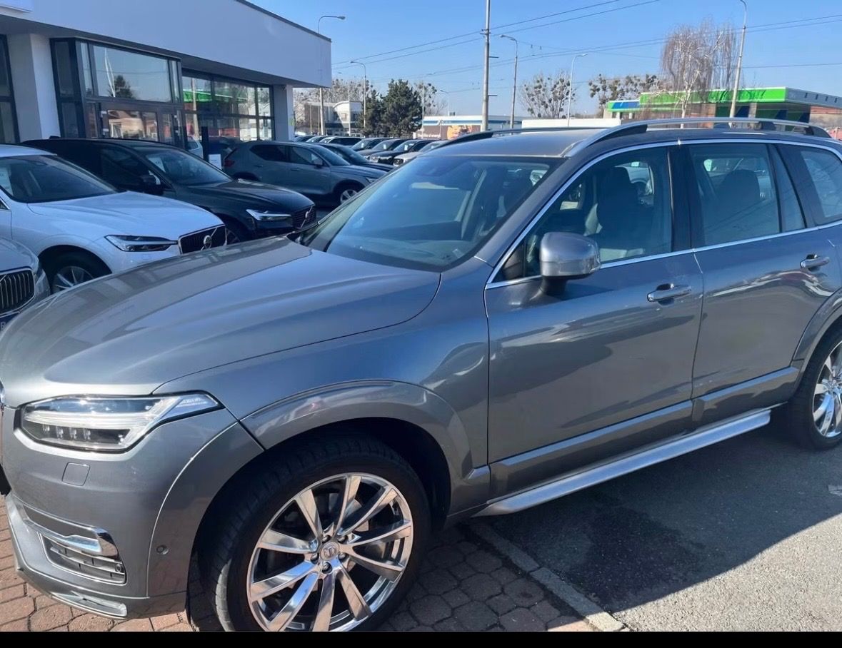 Volvo XC90 - fotka 3