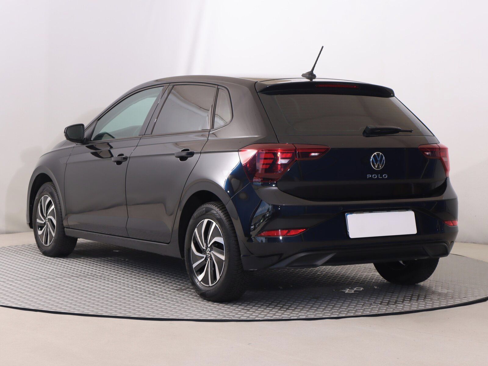 Volkswagen Polo, 1.0 TSI, Automat, Serv.kniha - fotka 4