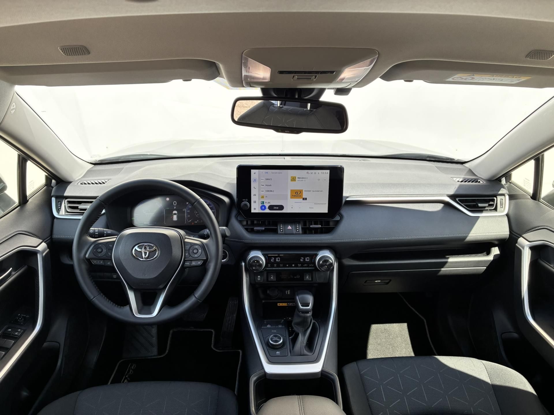 Toyota Rav4, 2.5 HSD e-CVT AWD Comf. Style - fotka 5