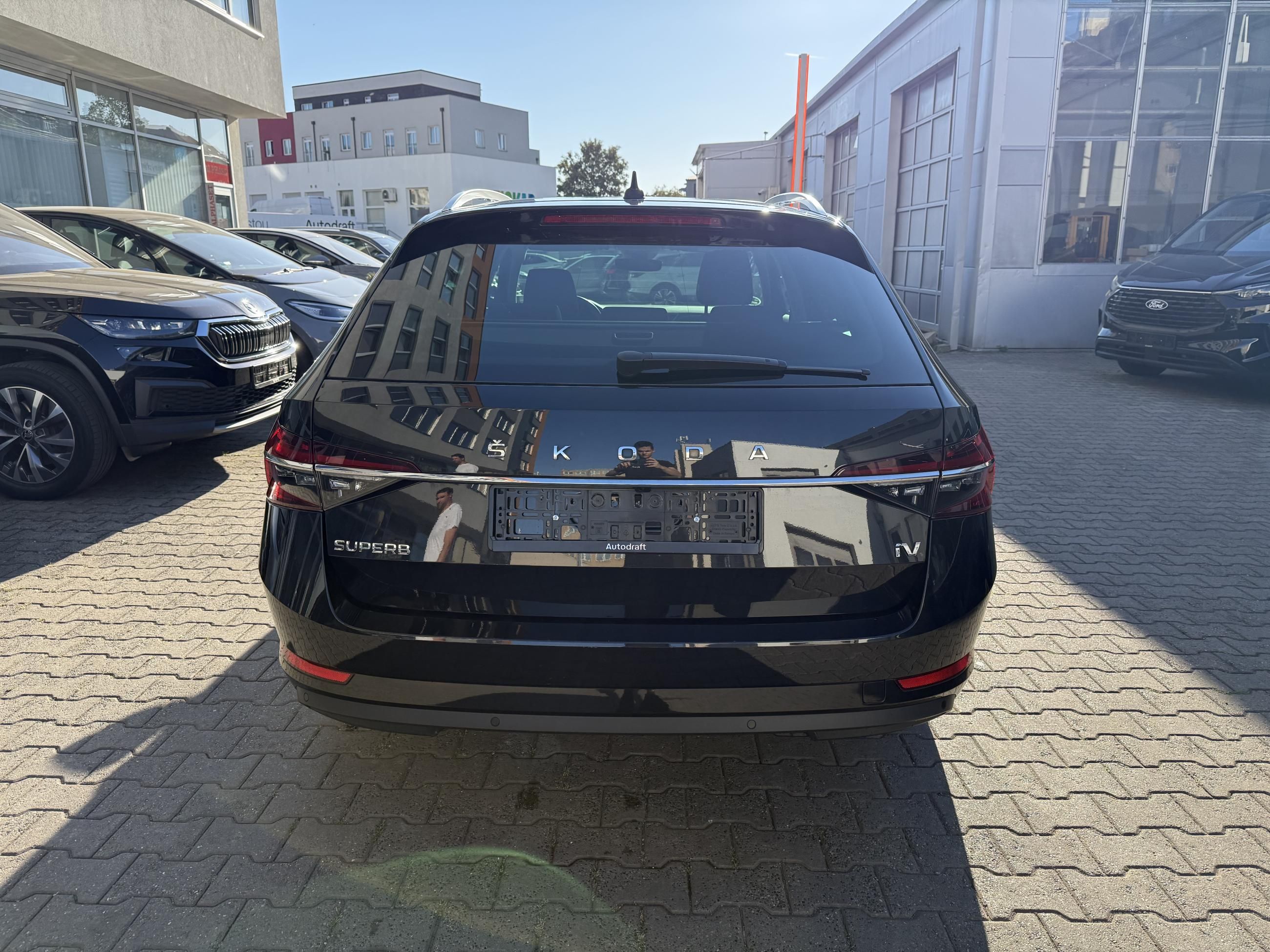 Škoda Superb, iV 1.4 TSI 160kW DSG - fotka 6