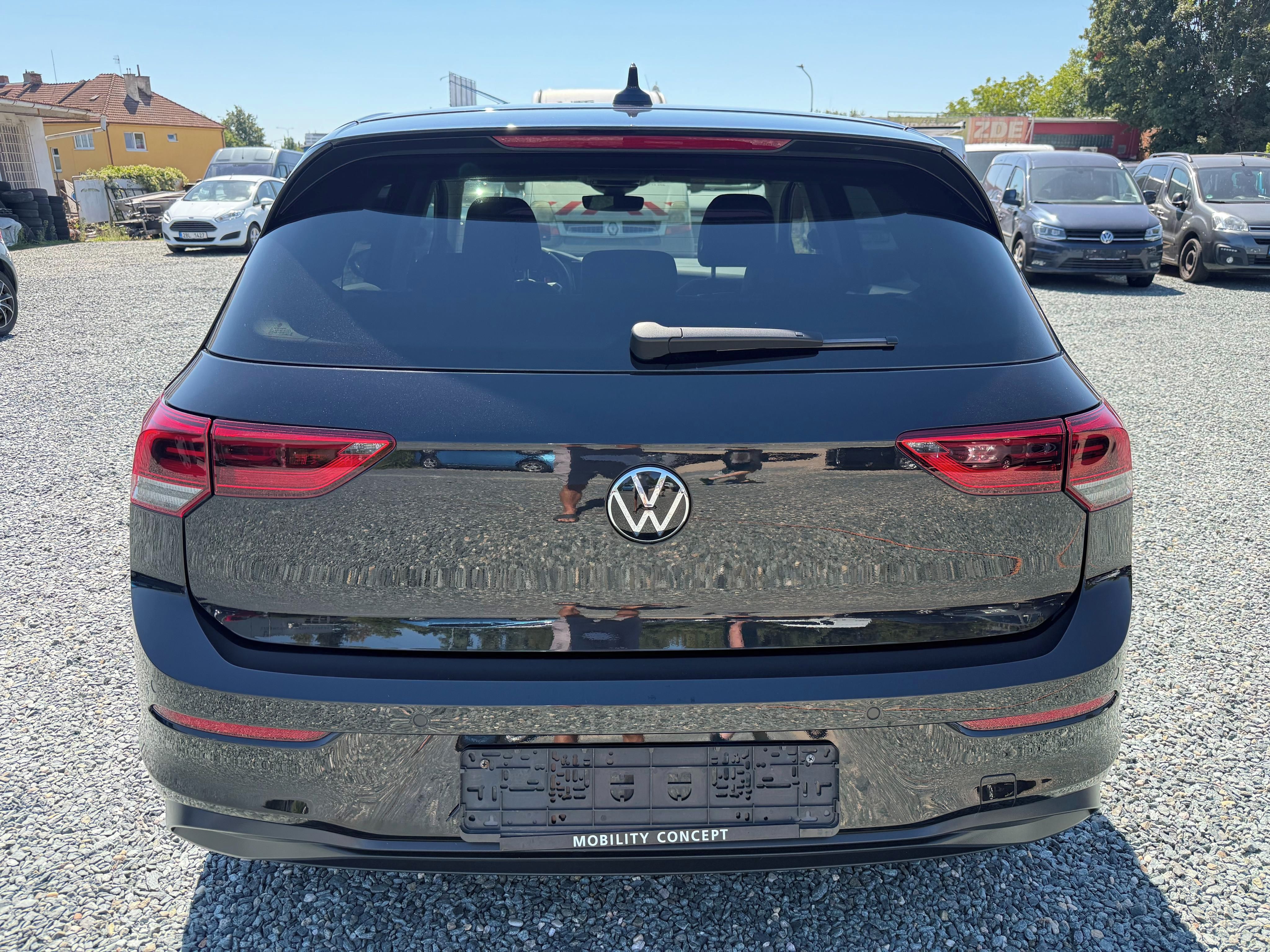 Volkswagen Golf, 2.0 TDi 85Kw Highline - fotka 4