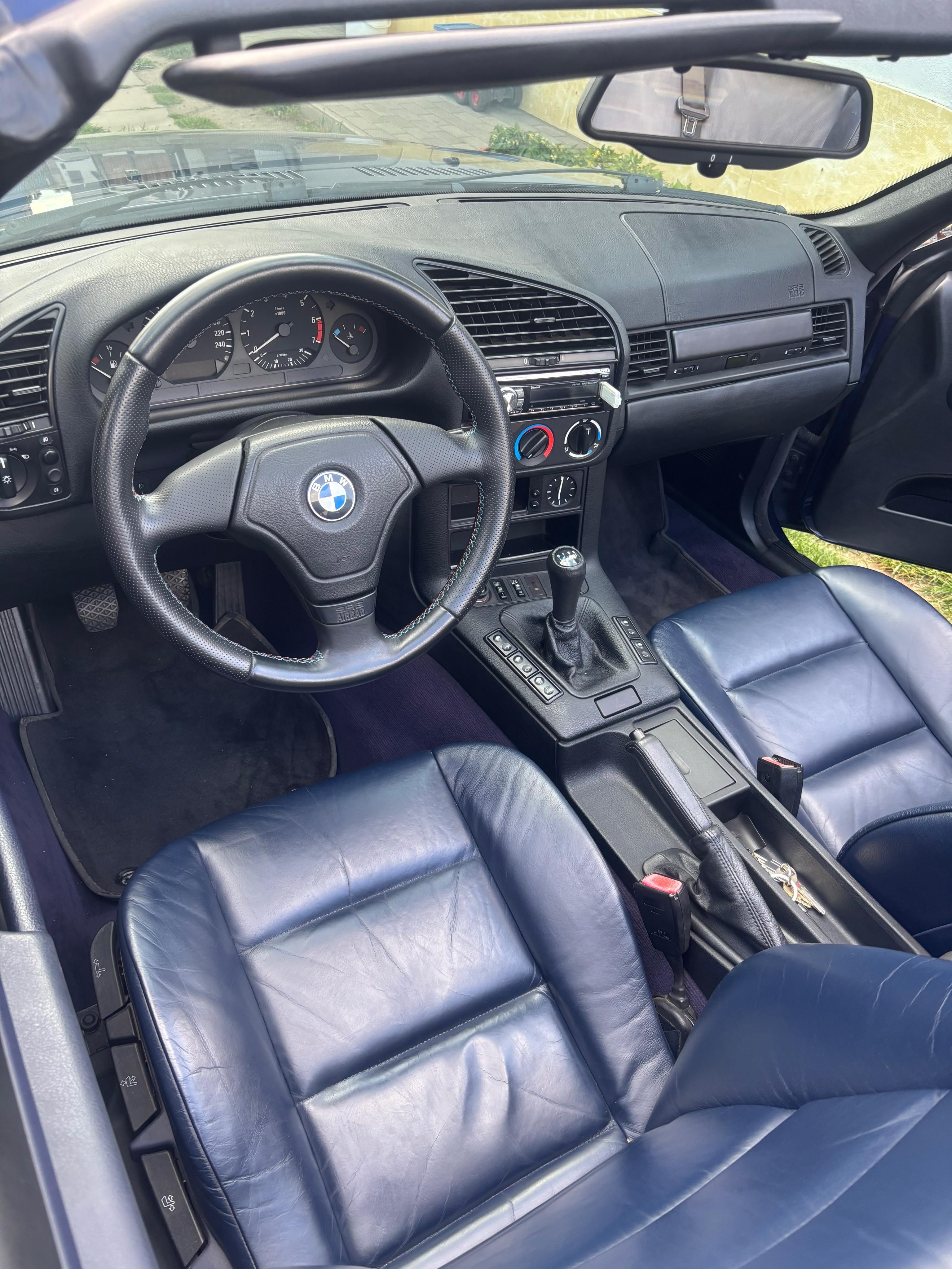 BMW Řada 3, E36 cabrio - fotka 5