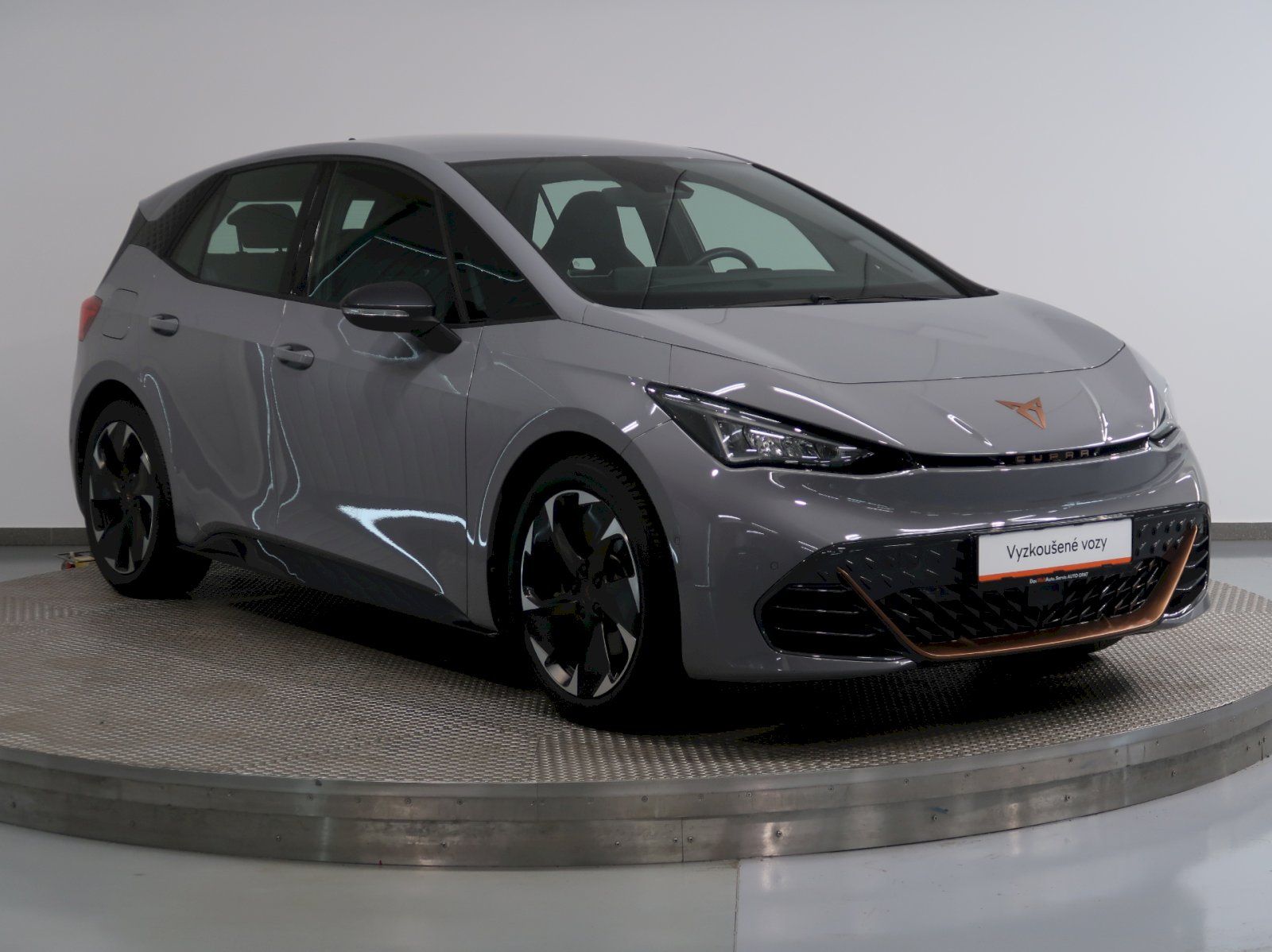 Cupra Born, Born ELECTRIC 150KW / 62KWh LE - fotka 6