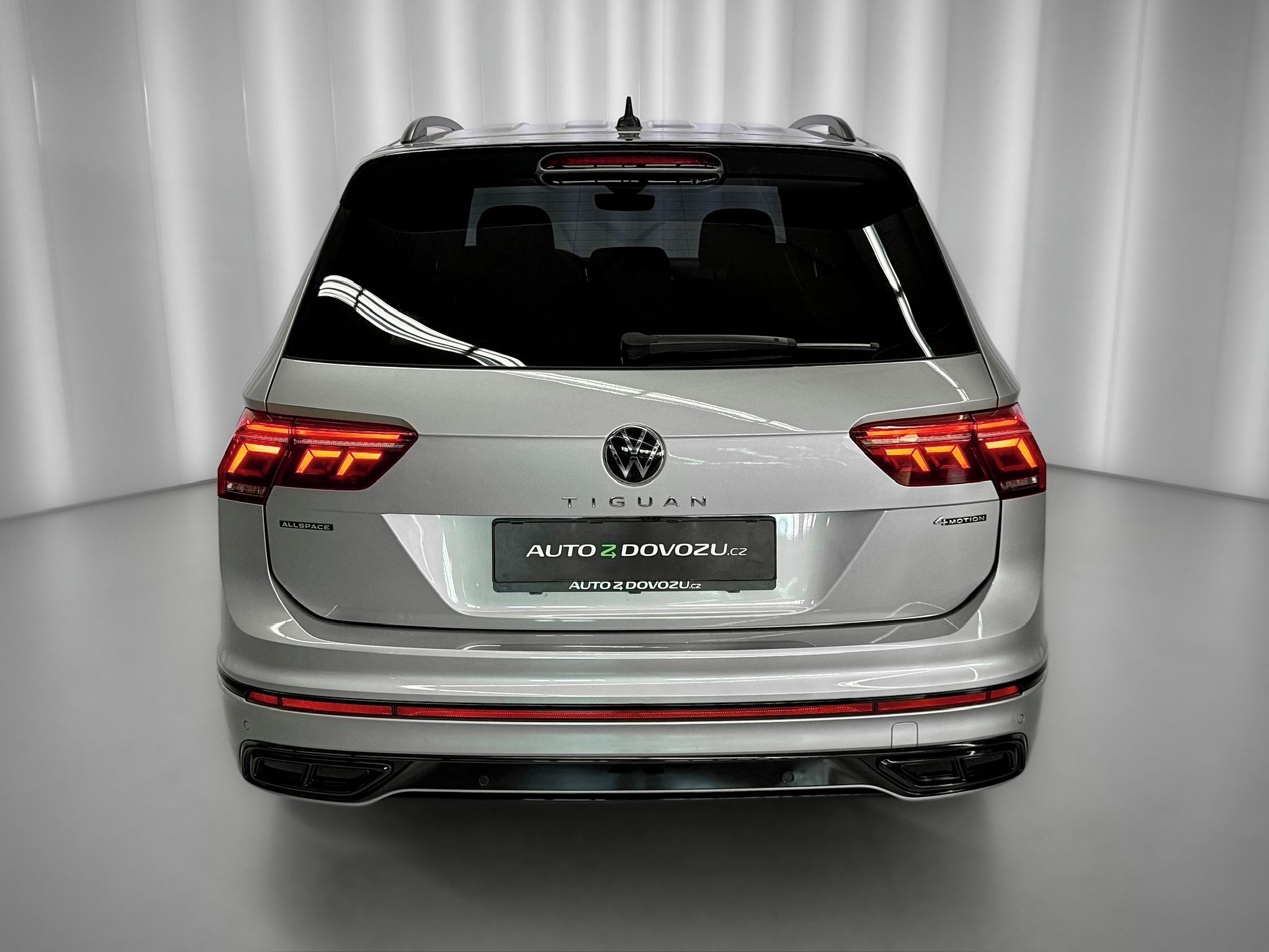 Volkswagen Tiguan Allspace, 2.0TDI DSG 4MOTION R-LINE BLAC - fotka 6