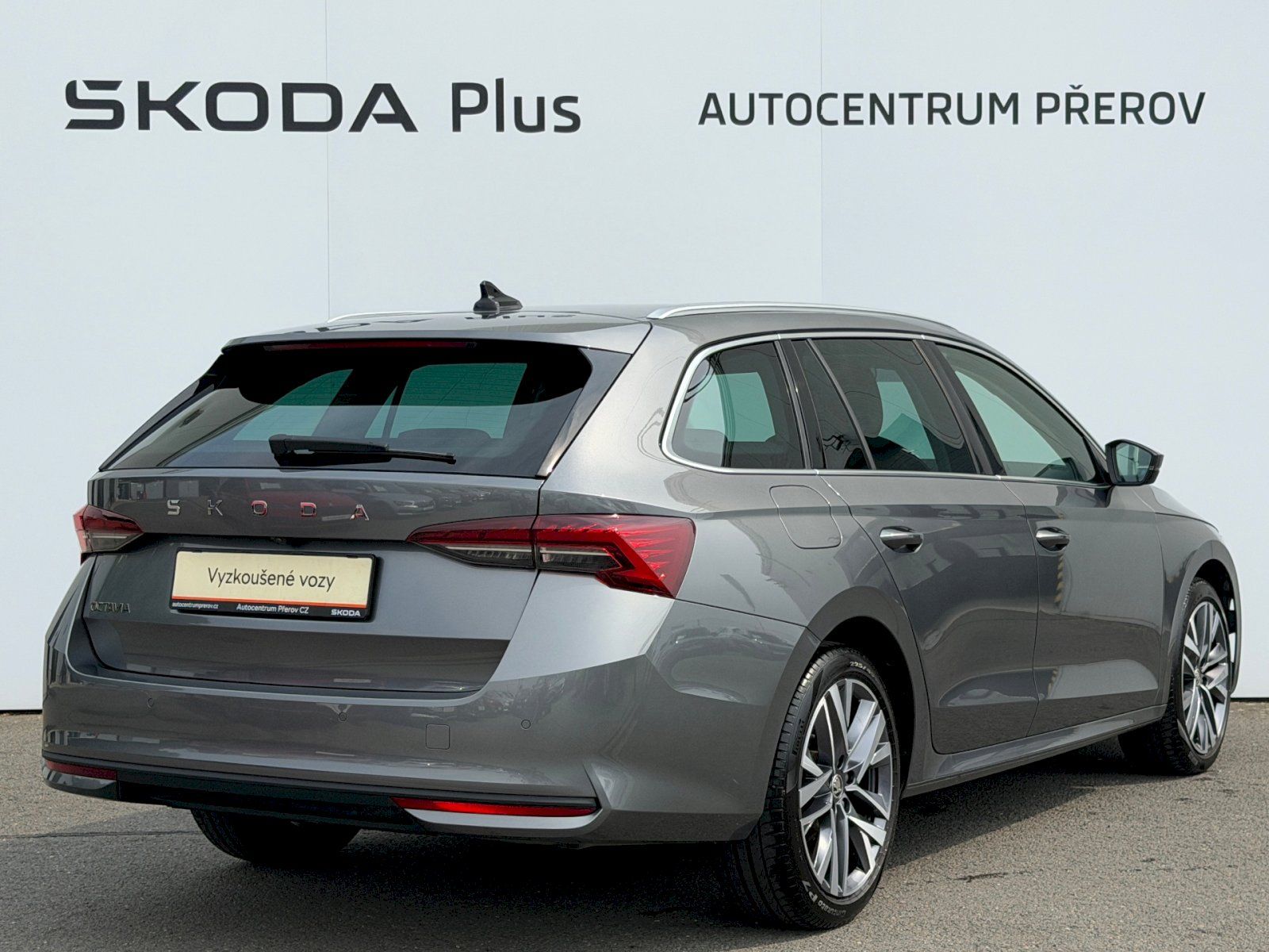Škoda Octavia, 1.5 TSI 110kW DSG Top Selectio - fotka 2