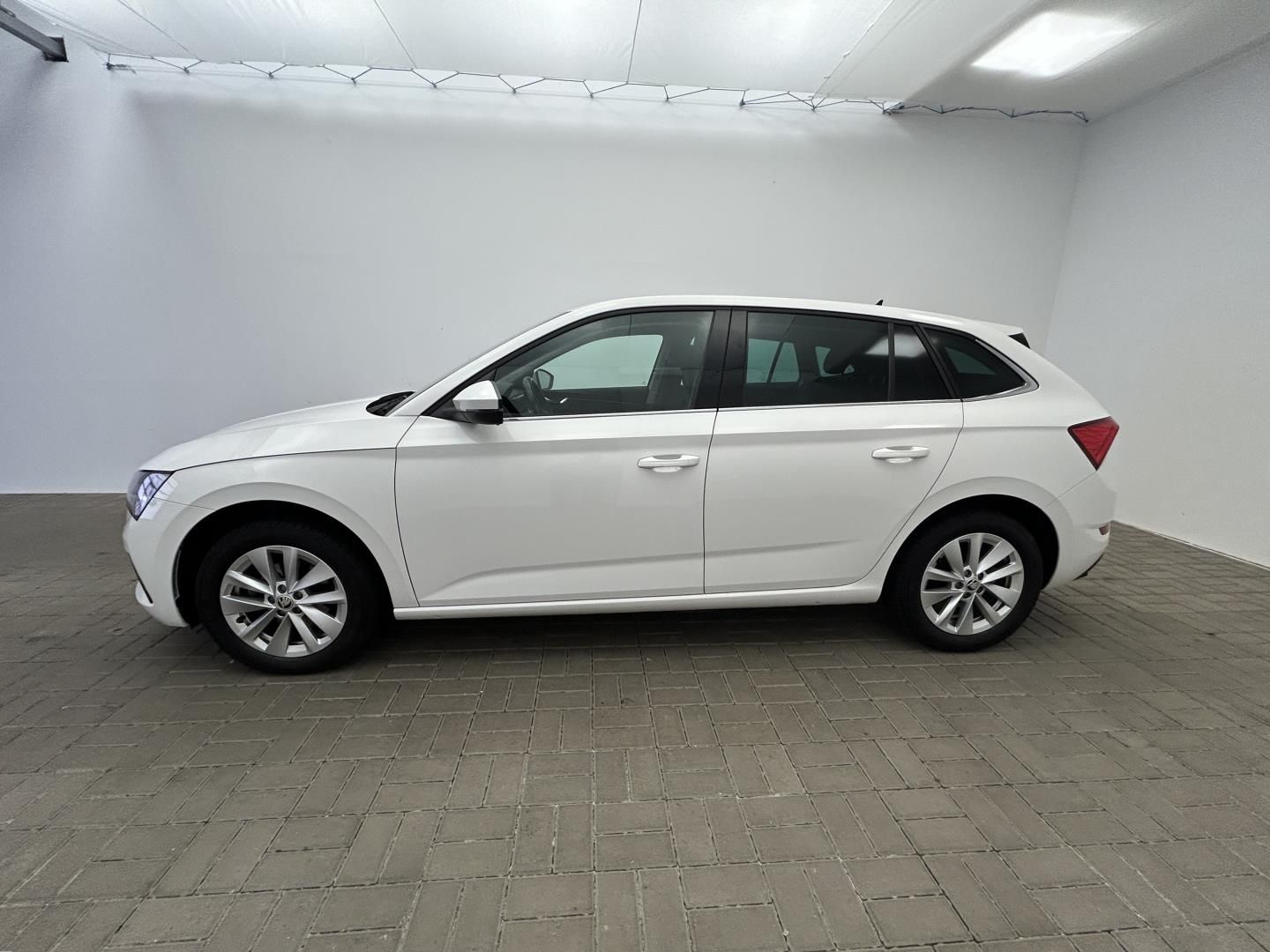 Škoda Scala, 1.0TSI 81kW Style - fotka 3